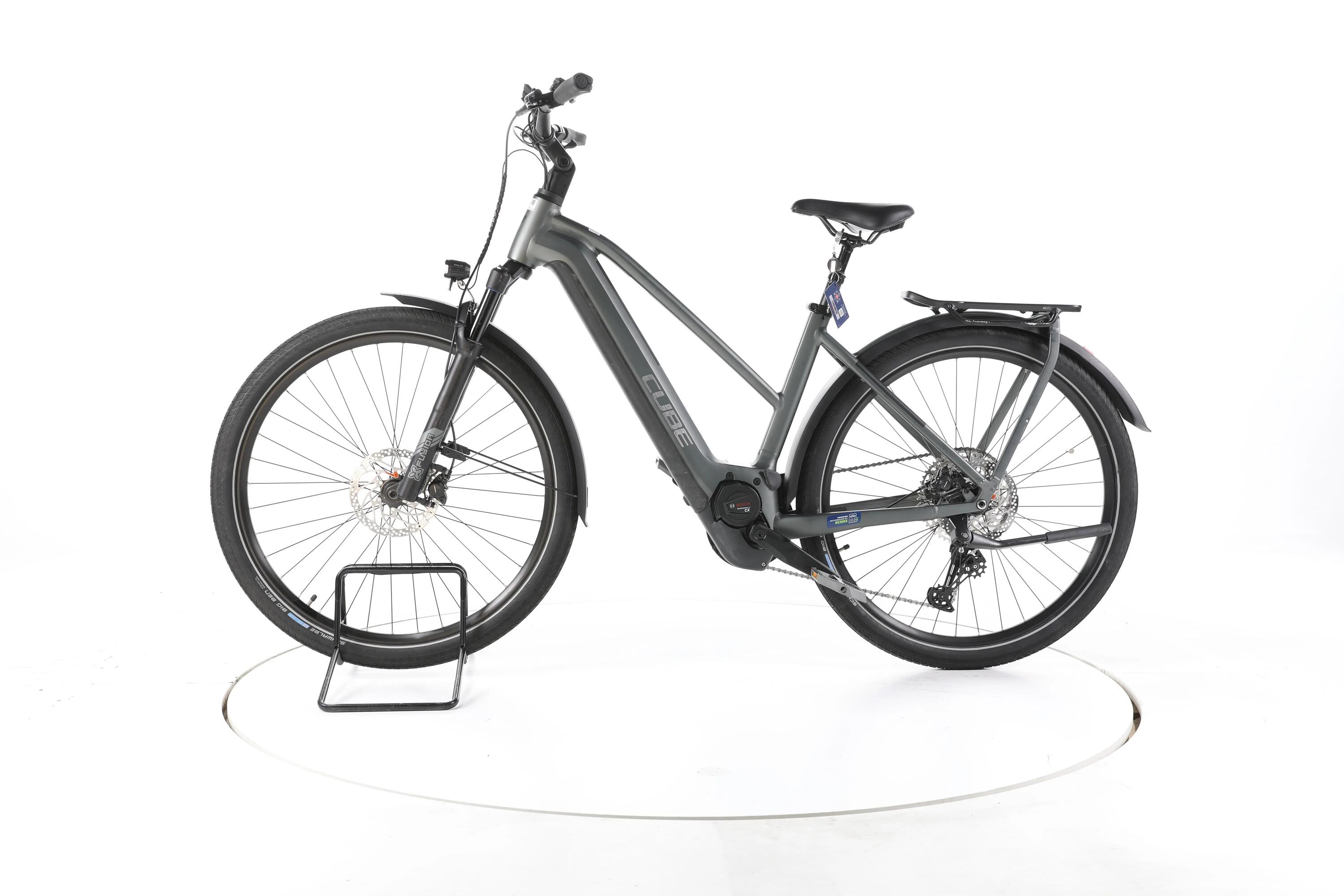 Second Life - Cube Kathmandu Hybrid Pro Trekking E-Bike - Bardzo dobry stan 6/7