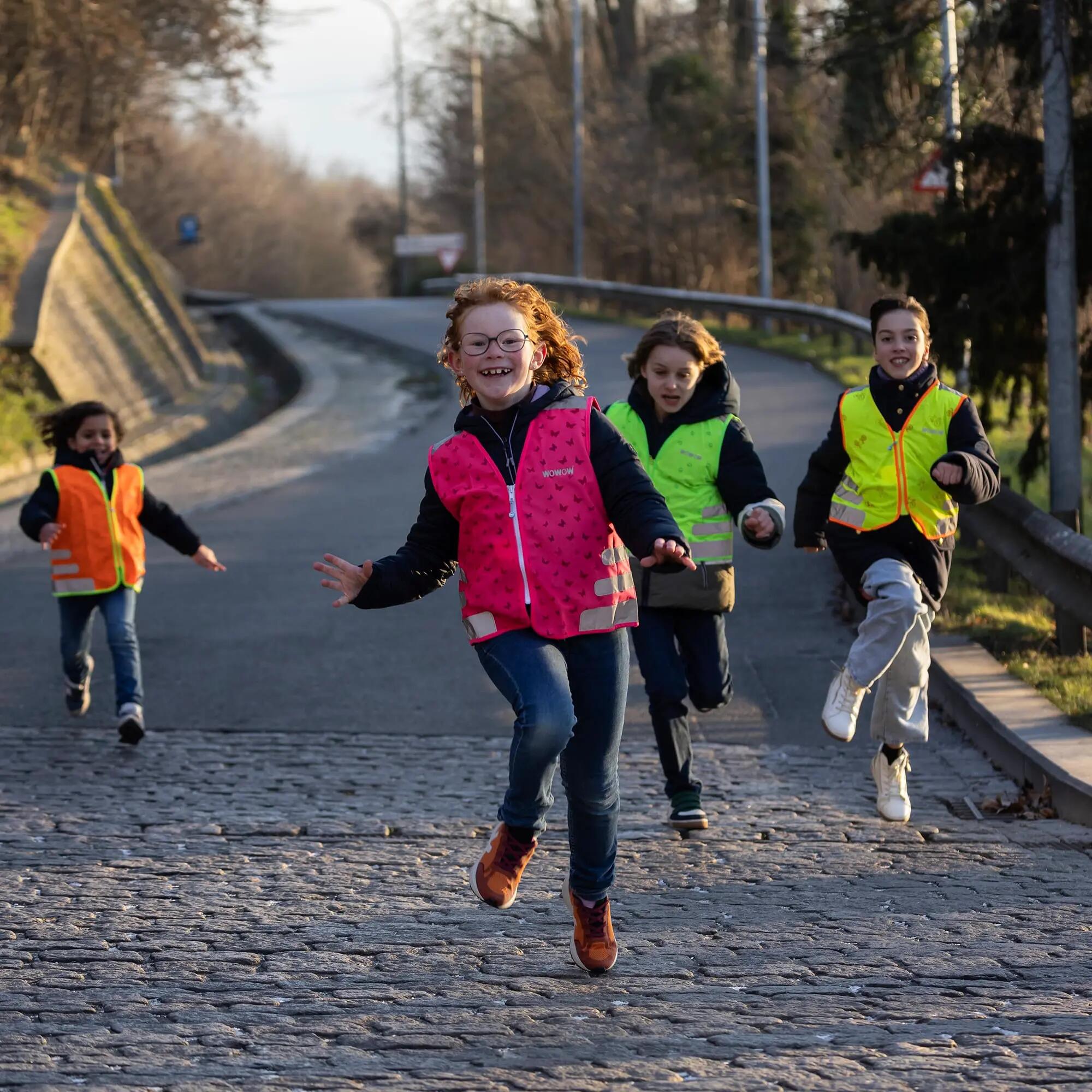 WOWOW - Gilet Enfant Vert Réfléchissant Haute Visibilité École Poches 5/7