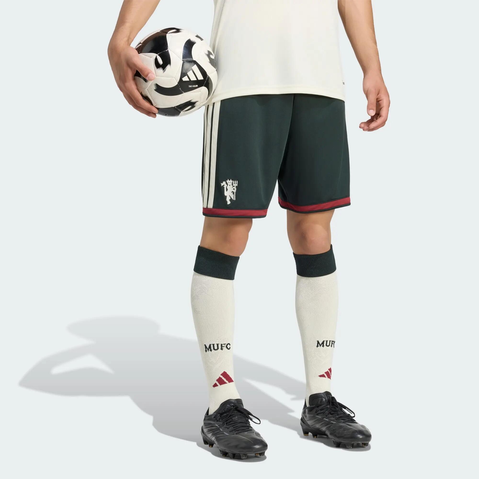 Manchester United 26/27 Ausweichshorts 2/9