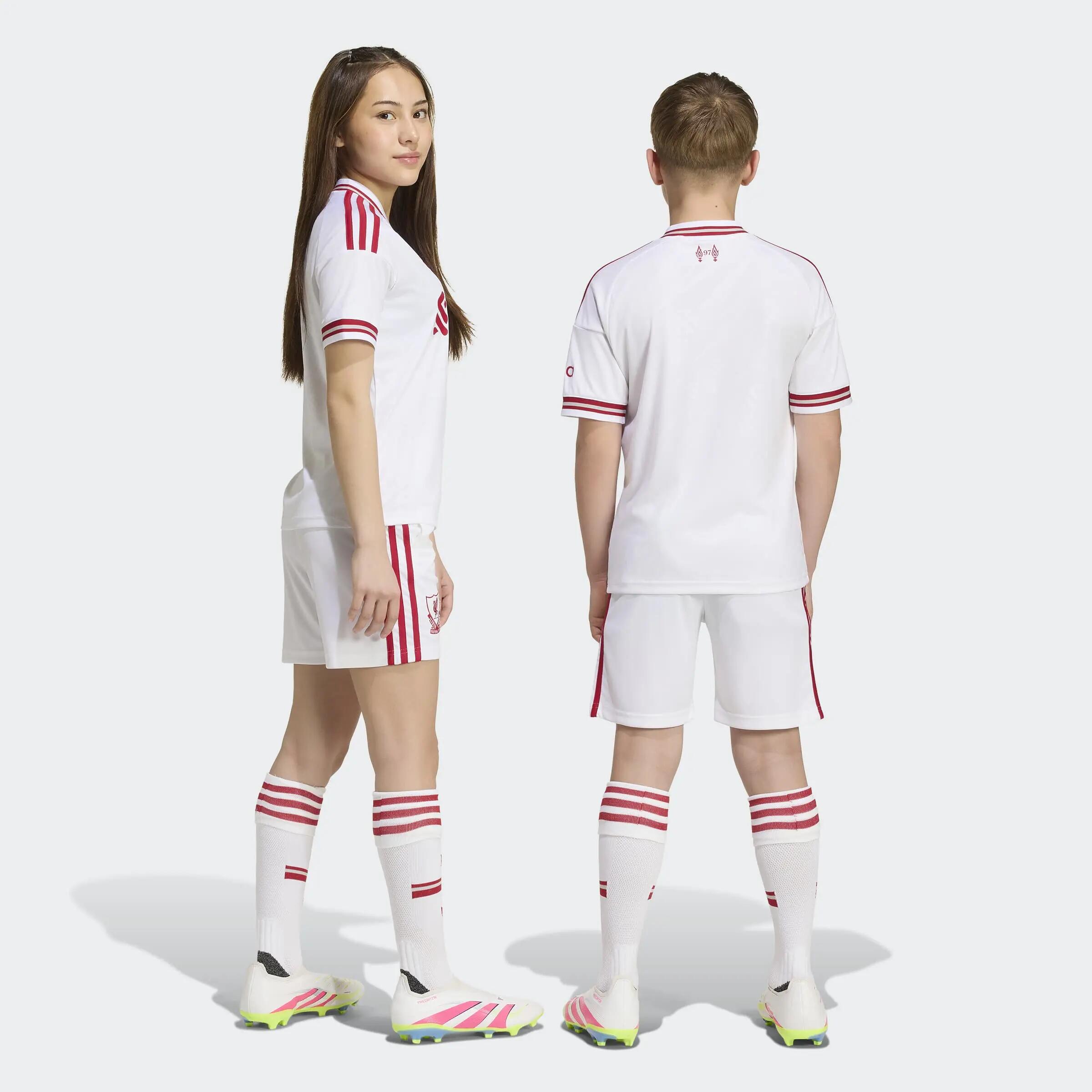 Pantalón corto segunda equipación Liverpool FC 26/27 10/11