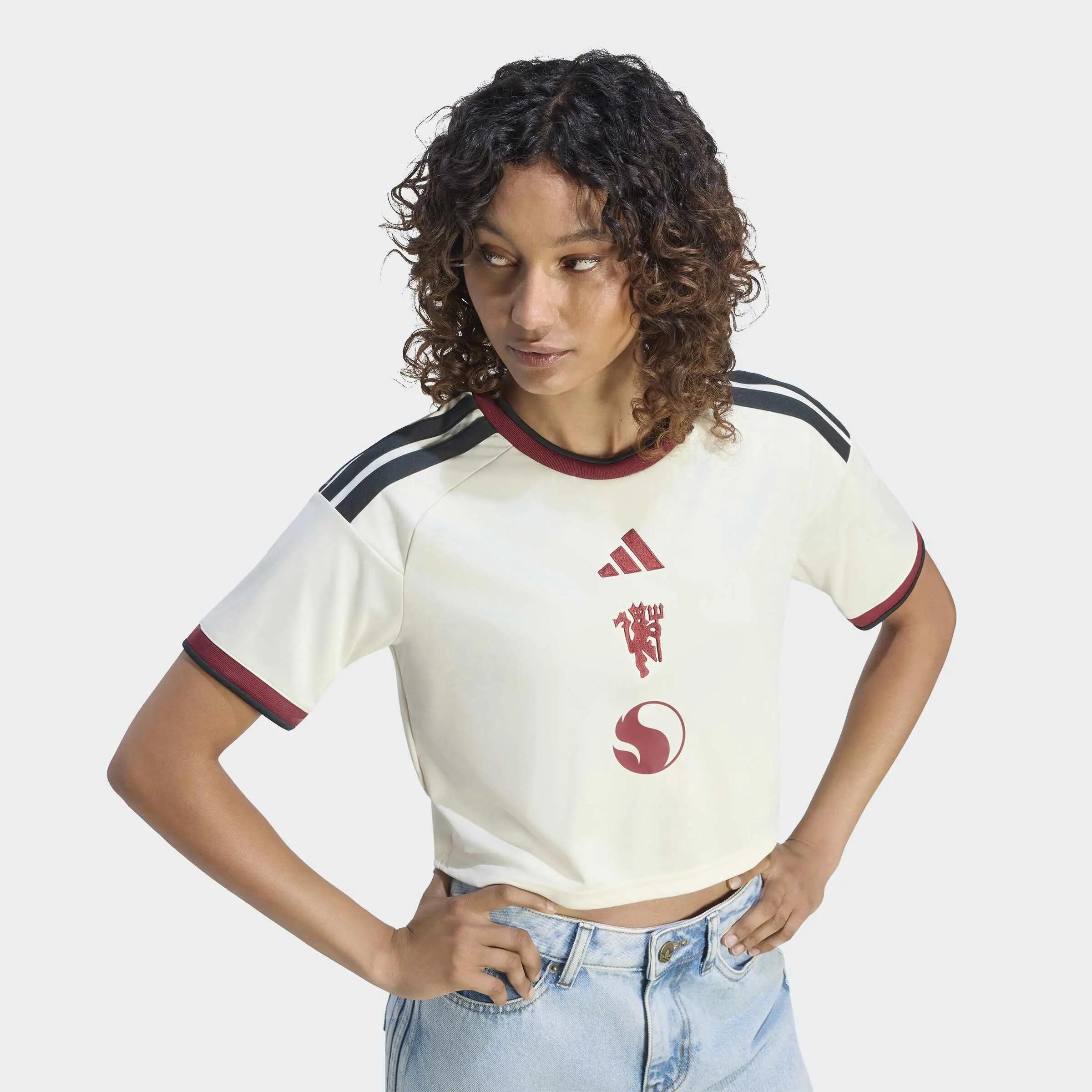 Manchester United 26/27 Ausweichtrikot, kürzer geschnitten 4/9