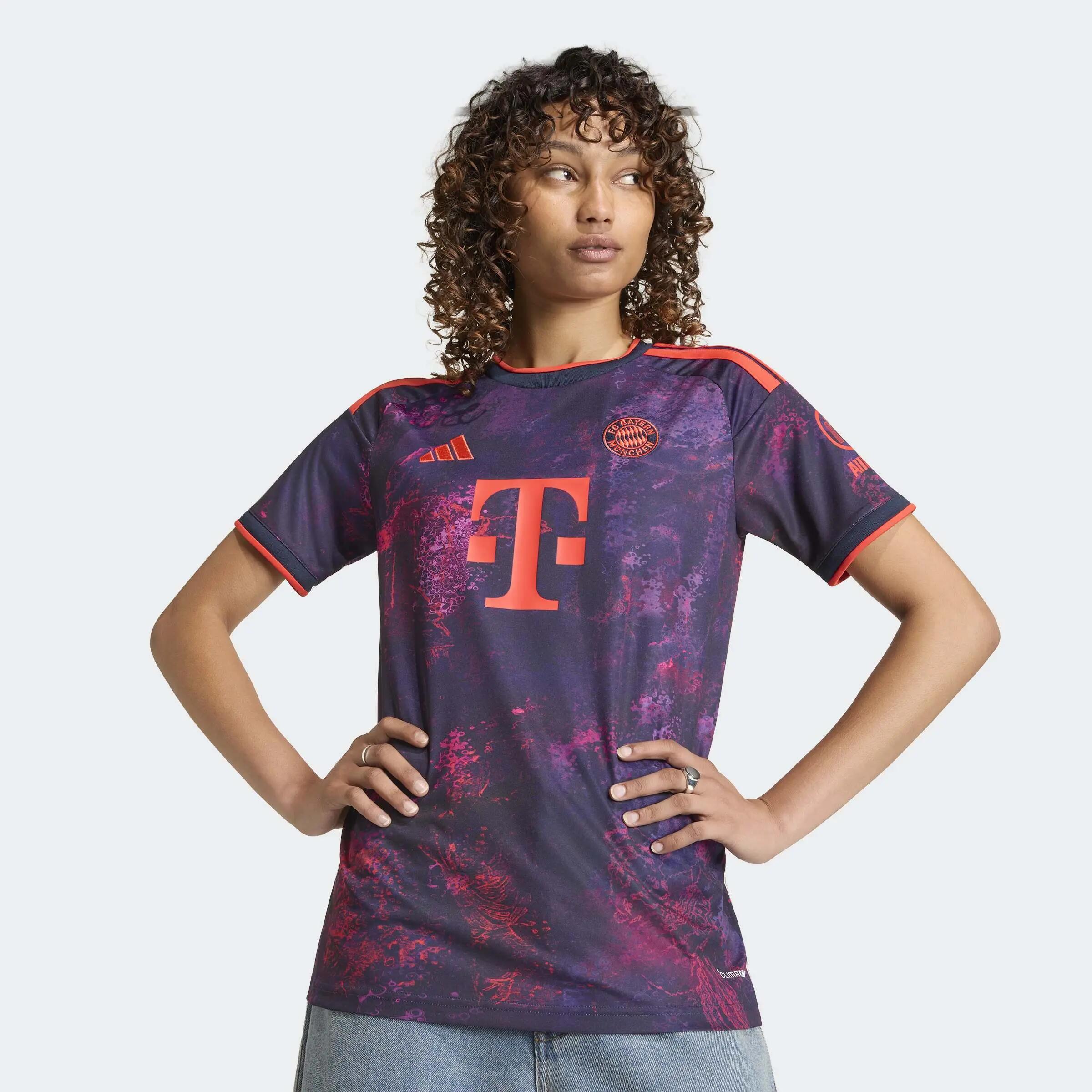 FC Bayern München 26/27 Ausweichtrikot 4/10