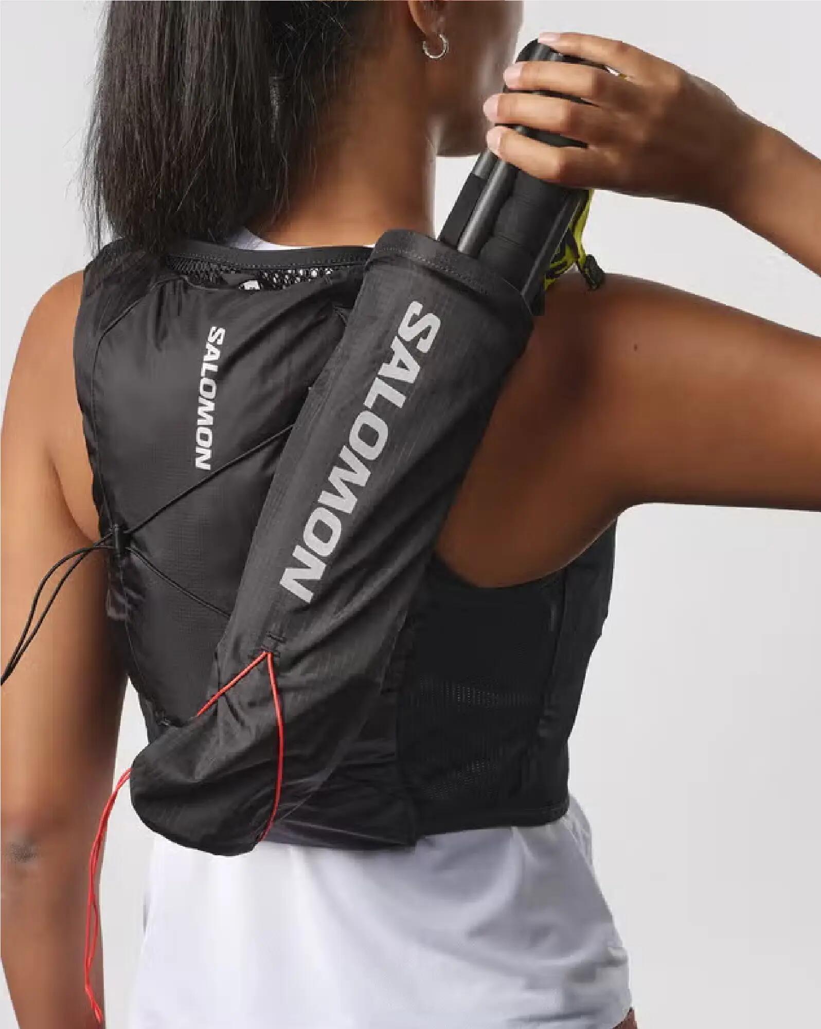 Damska kamizelka biegowa 4 l Salomon Active Skin 4 Set czarna 6/6