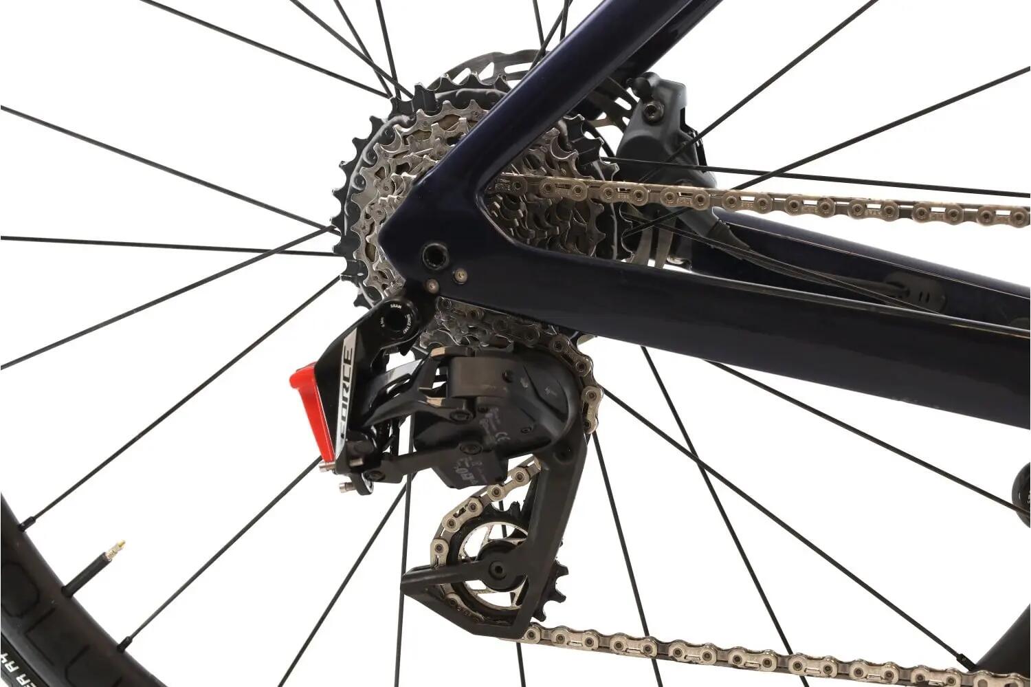 Refurbished Rennrad ·  Madone SL 7 AXS 12V · Sehr guter Zustand 3/8