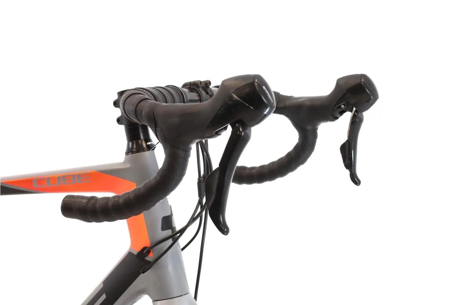 Refurbished Rennrad ·  Attain Pro · Guter Zustand 6/8