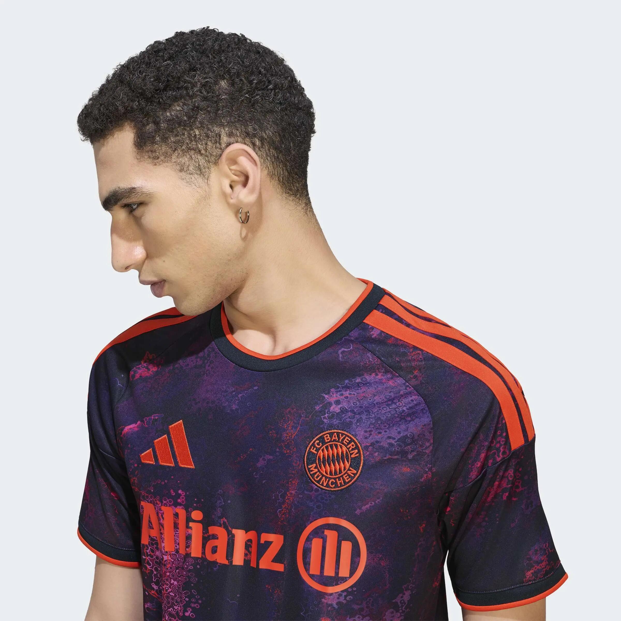 FC Bayern München 26/27 Ausweichtrikot 4/11