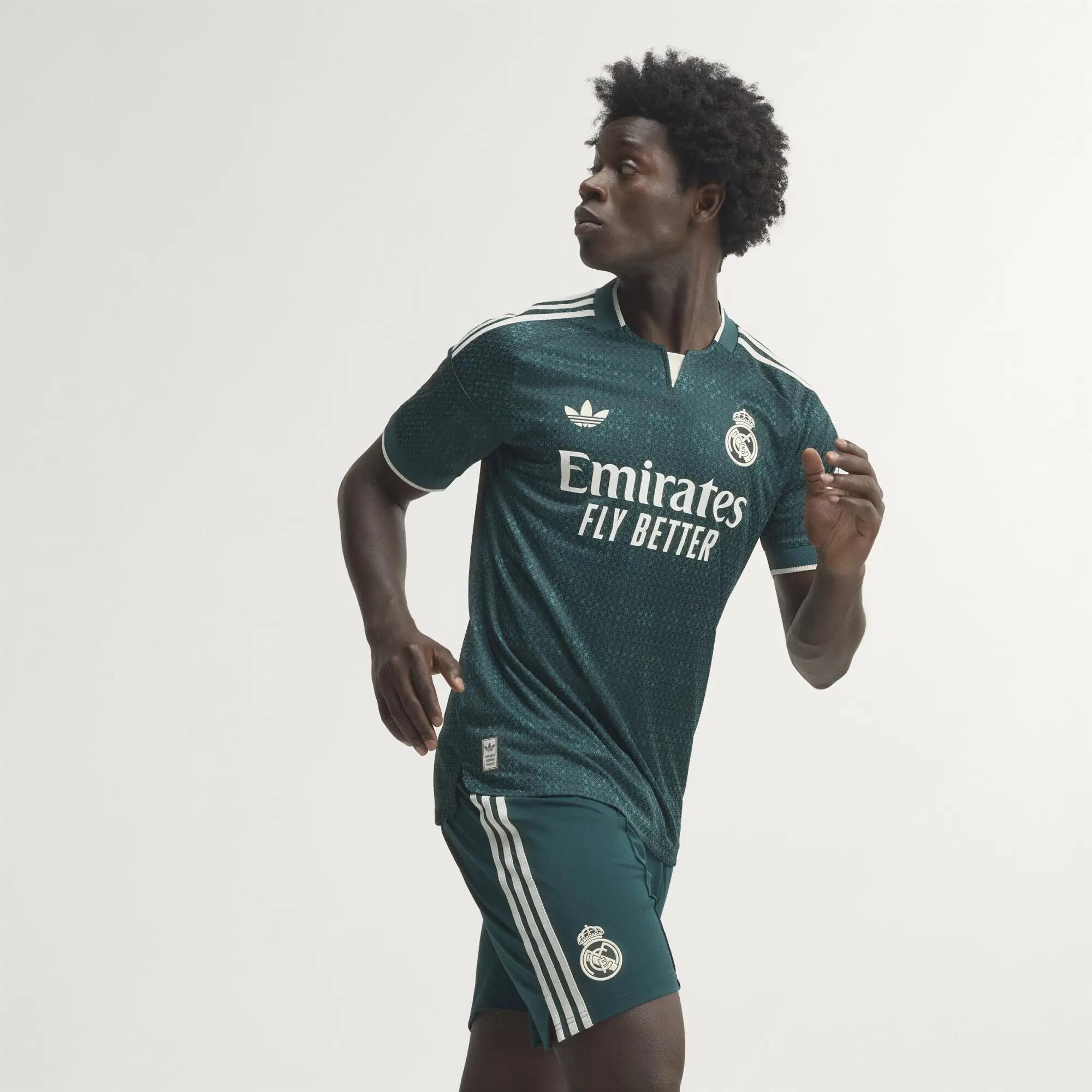 Camiseta segunda equipación Real Madrid 26/27 Oficial 4/15