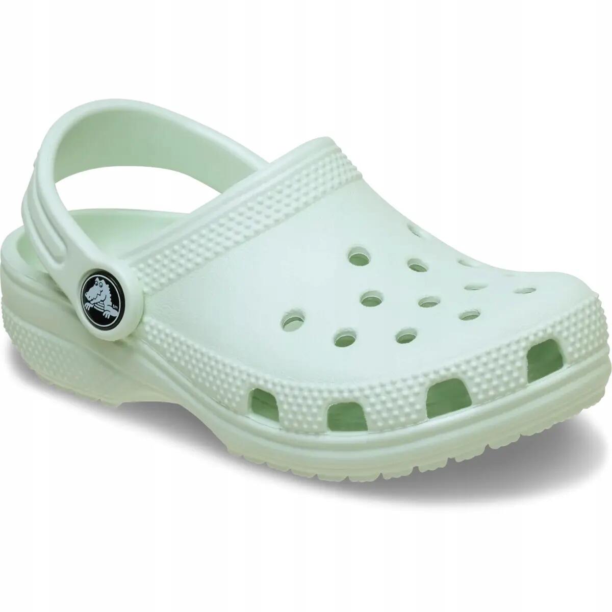 CROCS picture