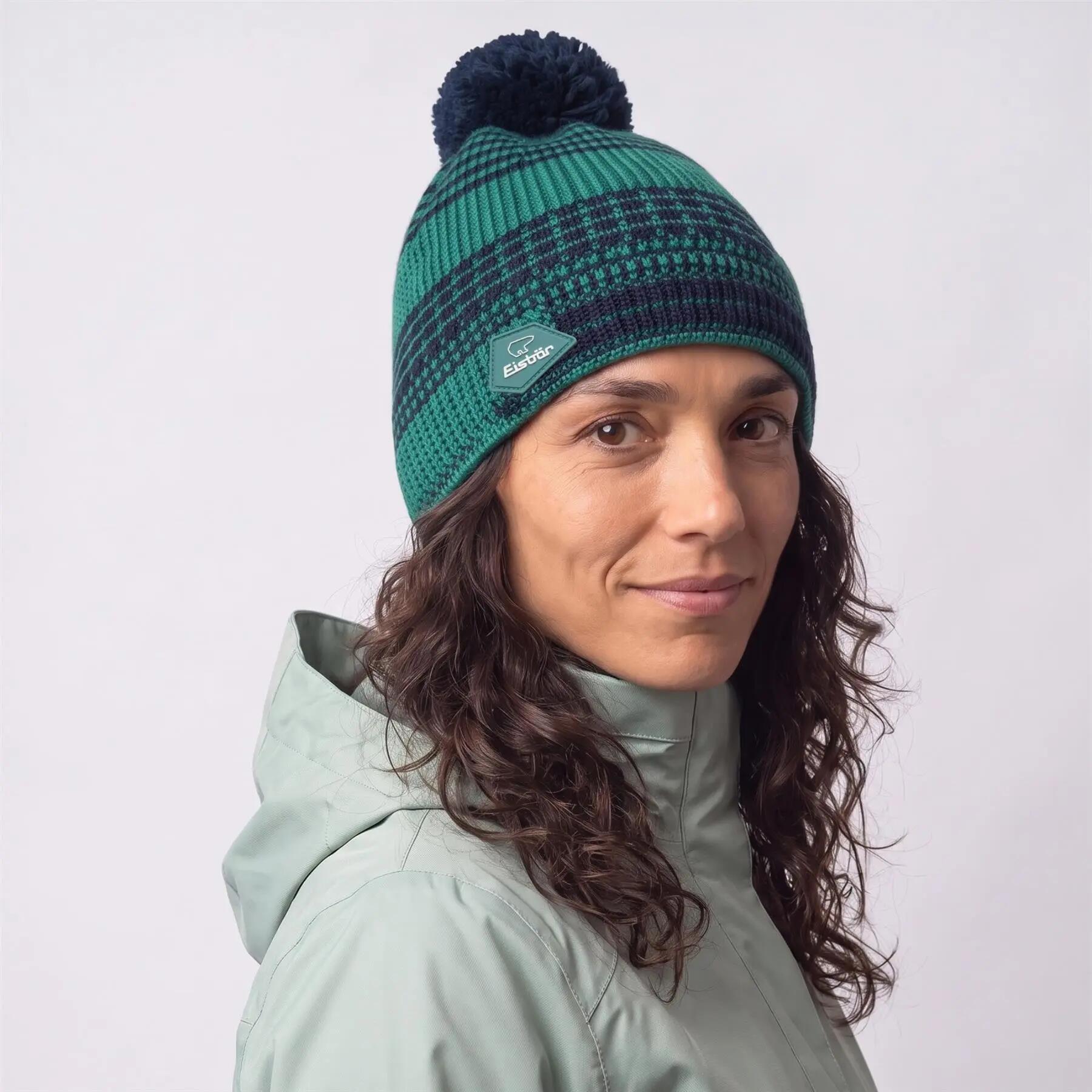 Eisbär Nona Oversize Pompon Mütze 7/8