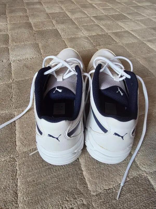 Entre Particuliers - Chaussures de sport 4/7