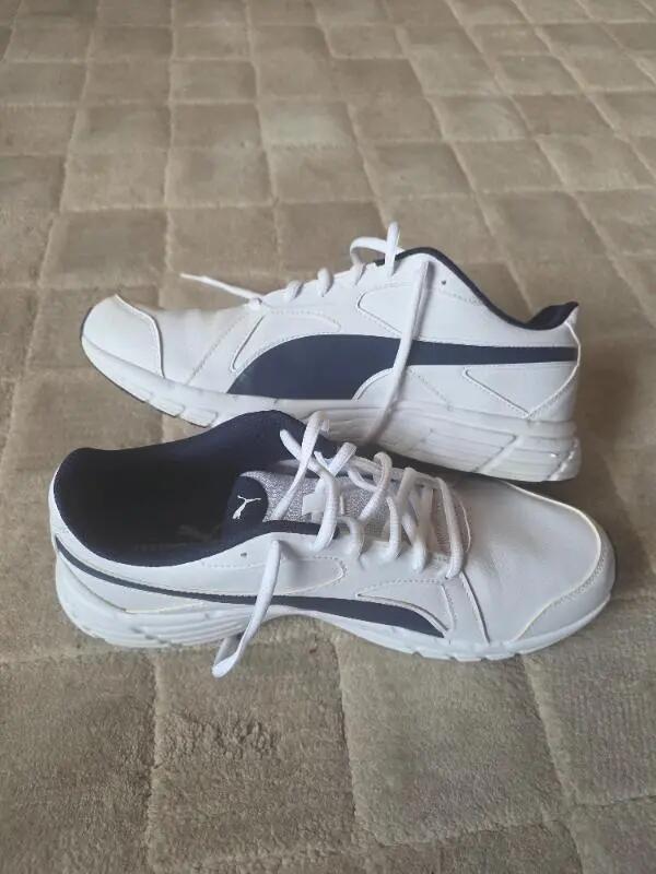 Entre Particuliers - Chaussures de sport 3/7