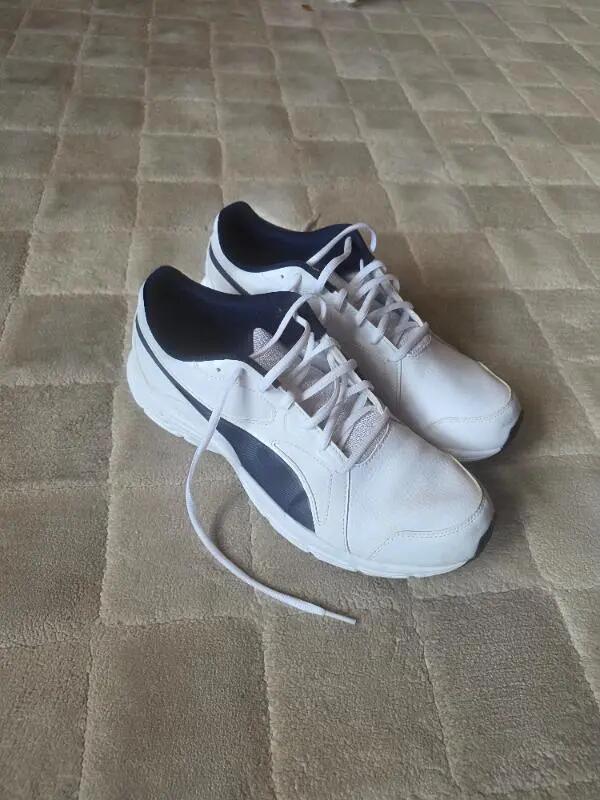 Entre Particuliers - Chaussures de sport 2/7