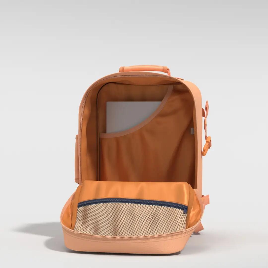 Cestovní batoh CabinZero Classic 36L 9/12