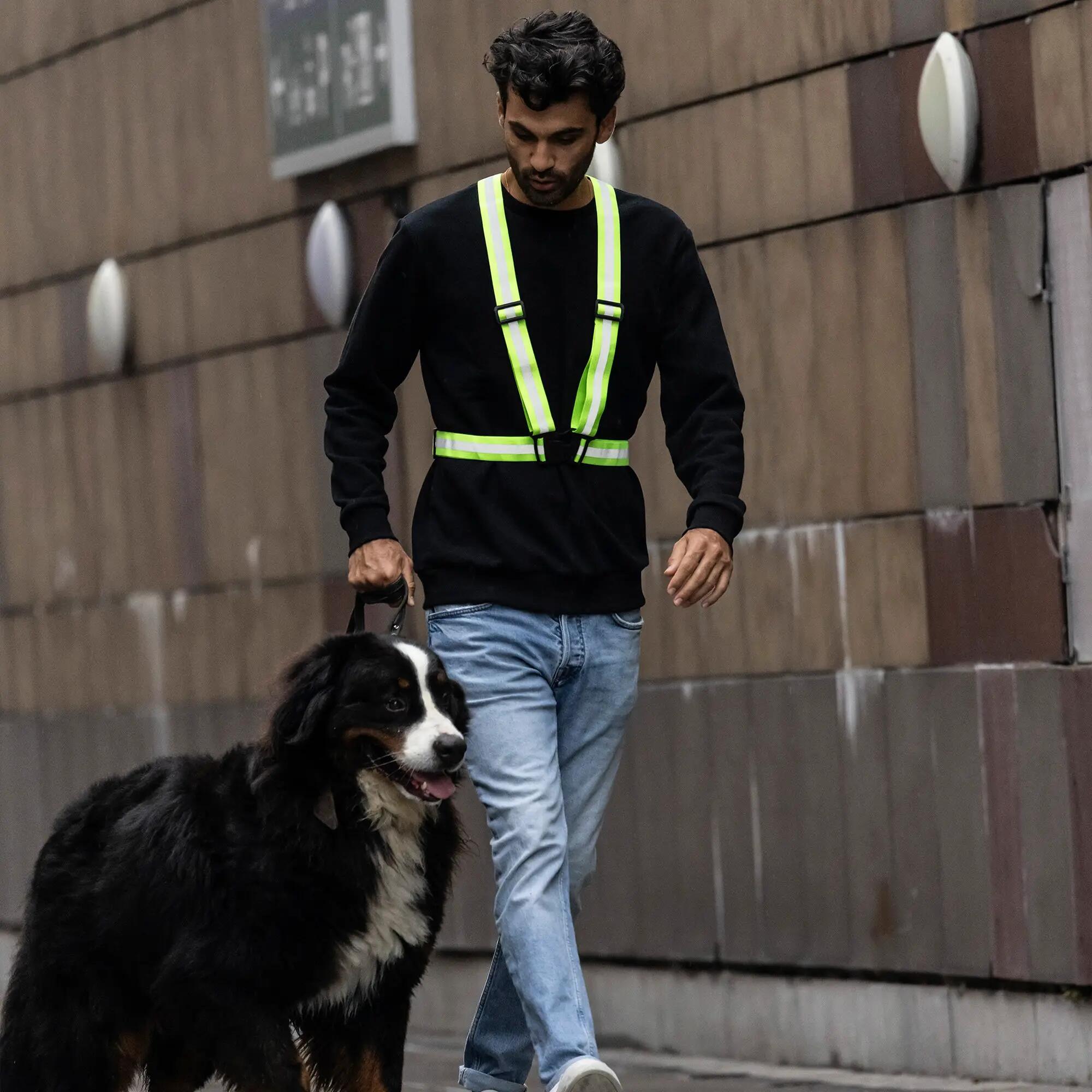 WOWOW - Gele Hi-Vis Reflecterende 3M Kruissjerp Hardloop Wandelriem 4/5