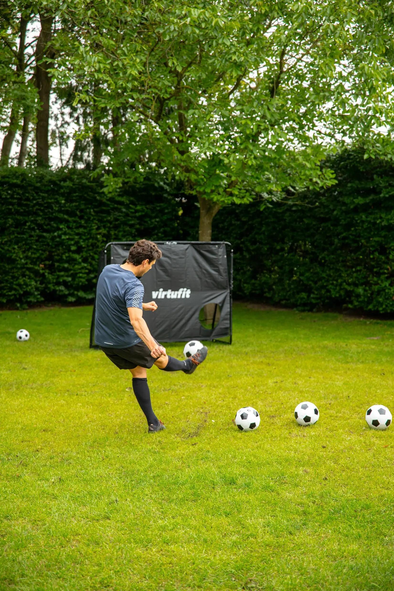But de football VirtuFit 170x110x60 cm métal noir avec cibles 5/7