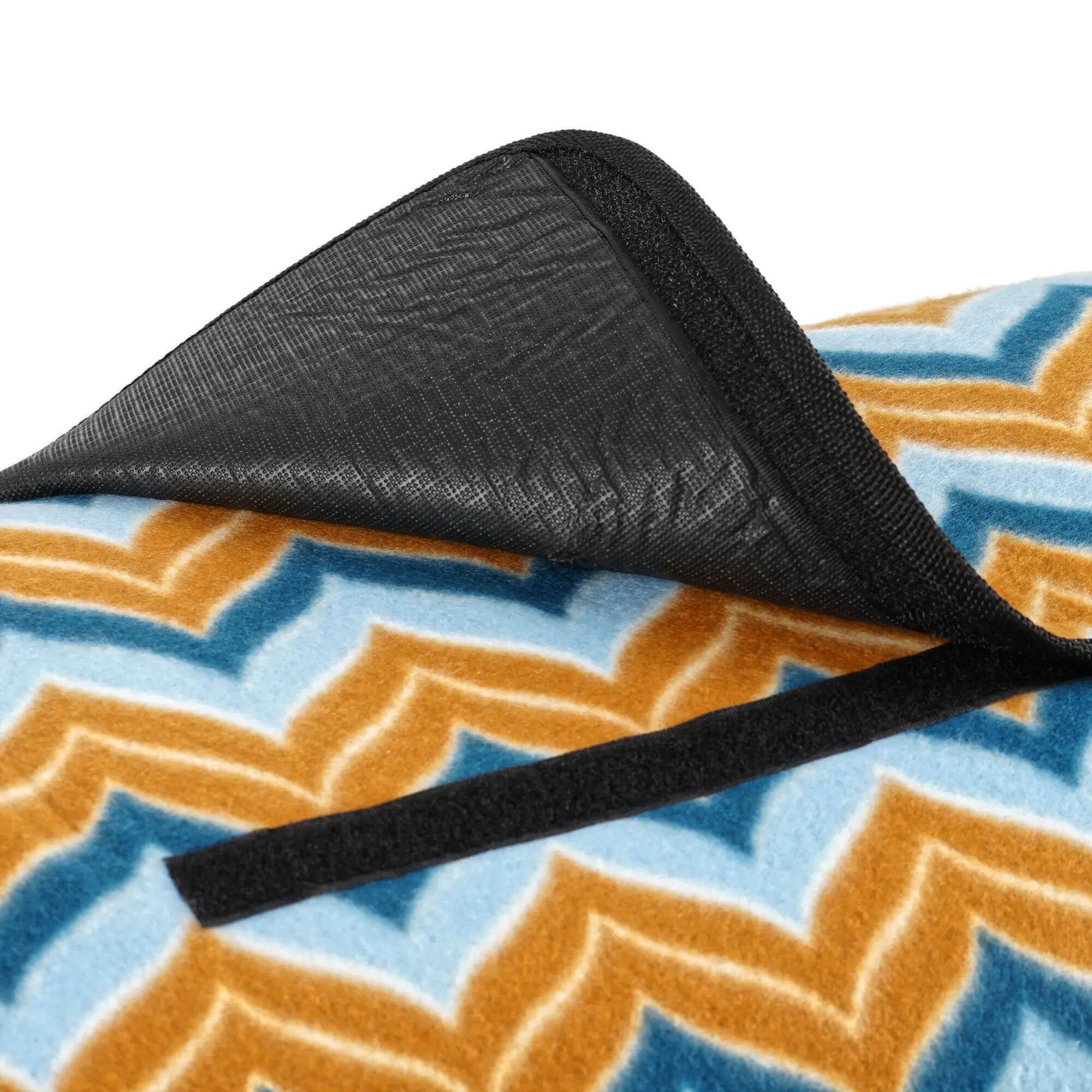 Picknickdecke wasserabweisend 200x200 cm | blau/braun | Muster: Zickzack 2/3