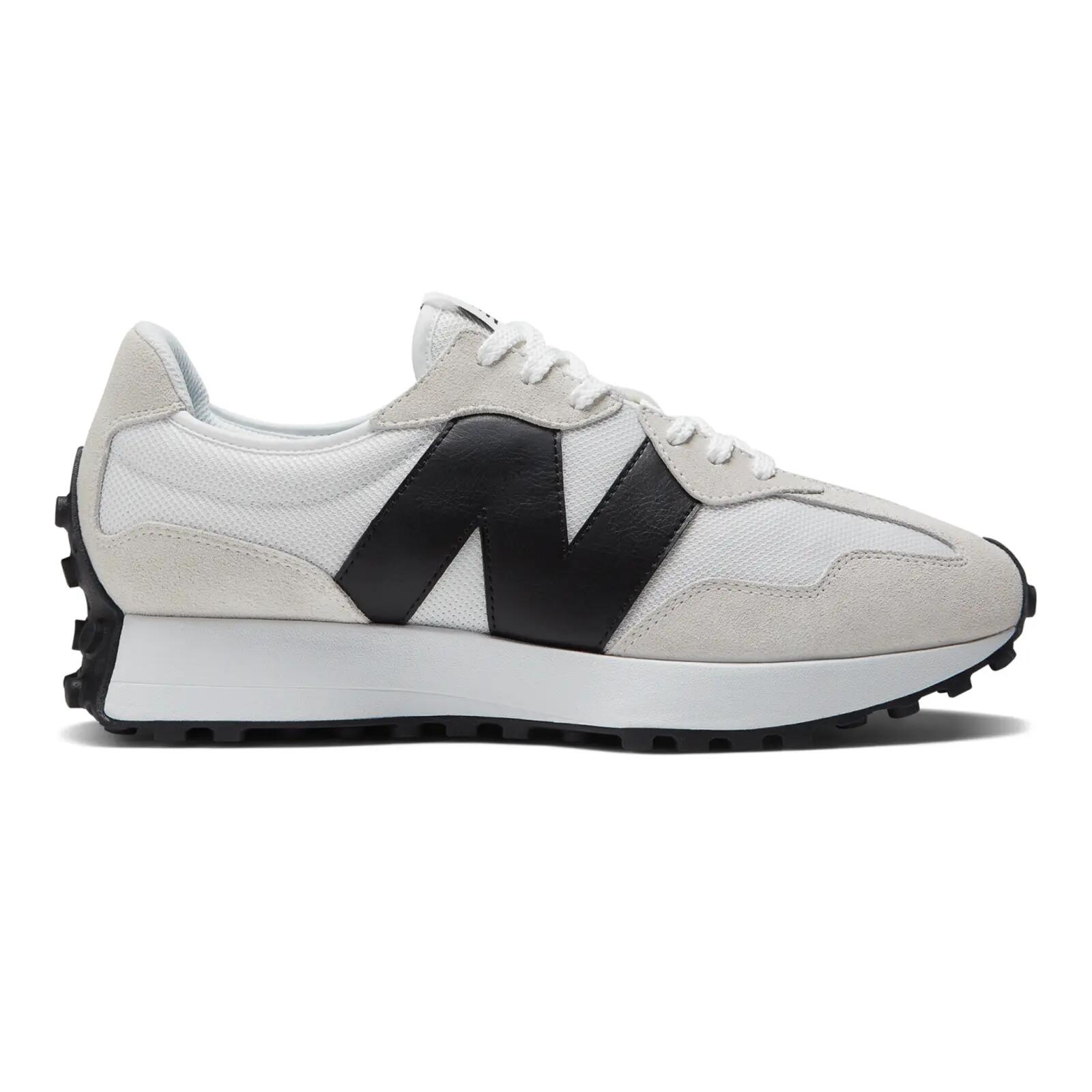 NEW BALANCE picture