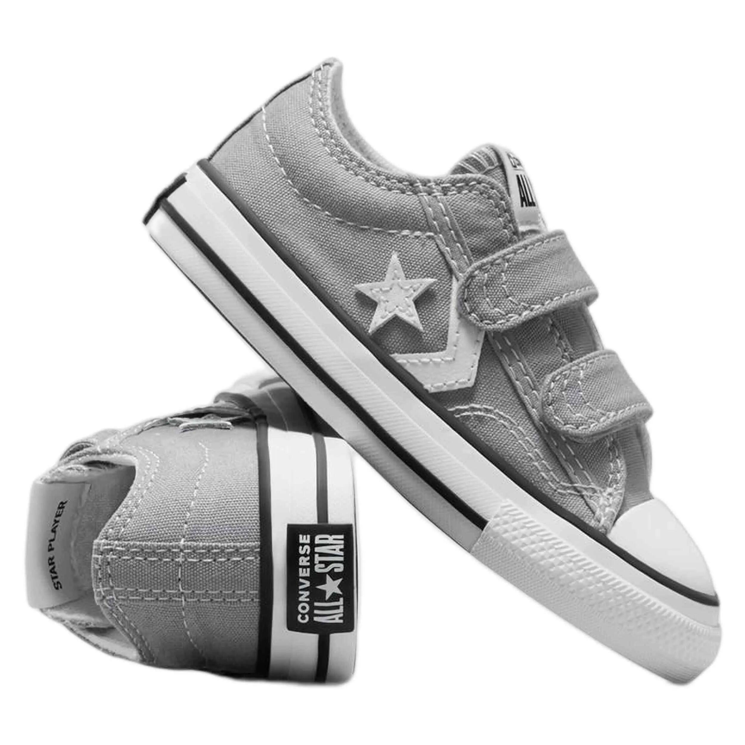 Baskets Converse modèle A10737C pour unisexe enfants 4/6