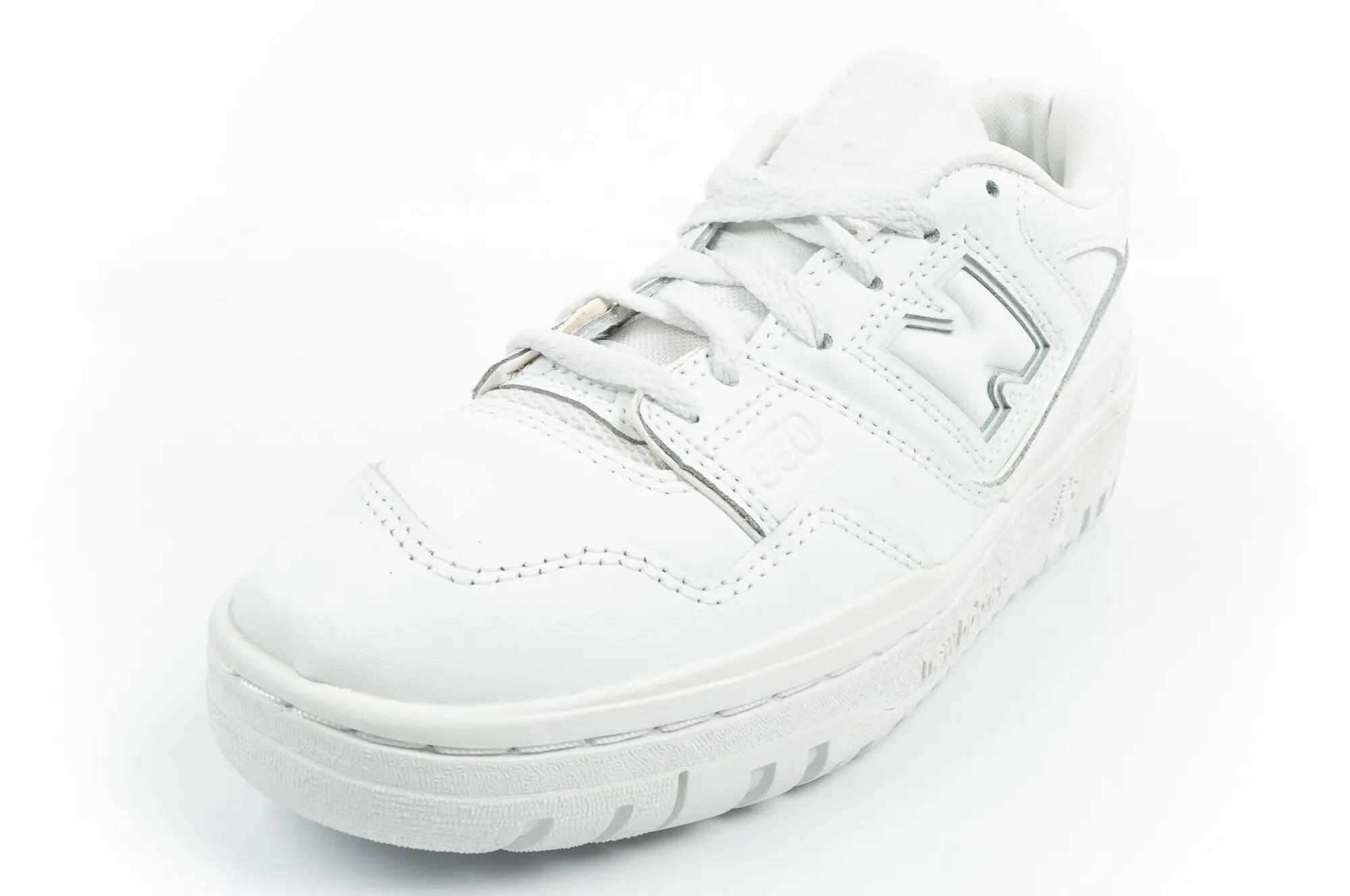 New Balance 550 Triple White 3/7