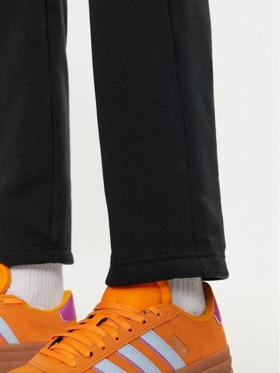 Calça feminina Adidas Sl fleece preta 4/5