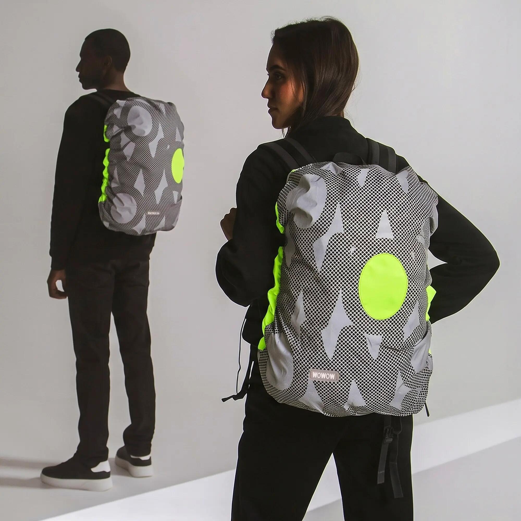WOWOW - Housse Sac à Dos Chipka Verte Entièrement Réfléchissante 30-35L 2/5