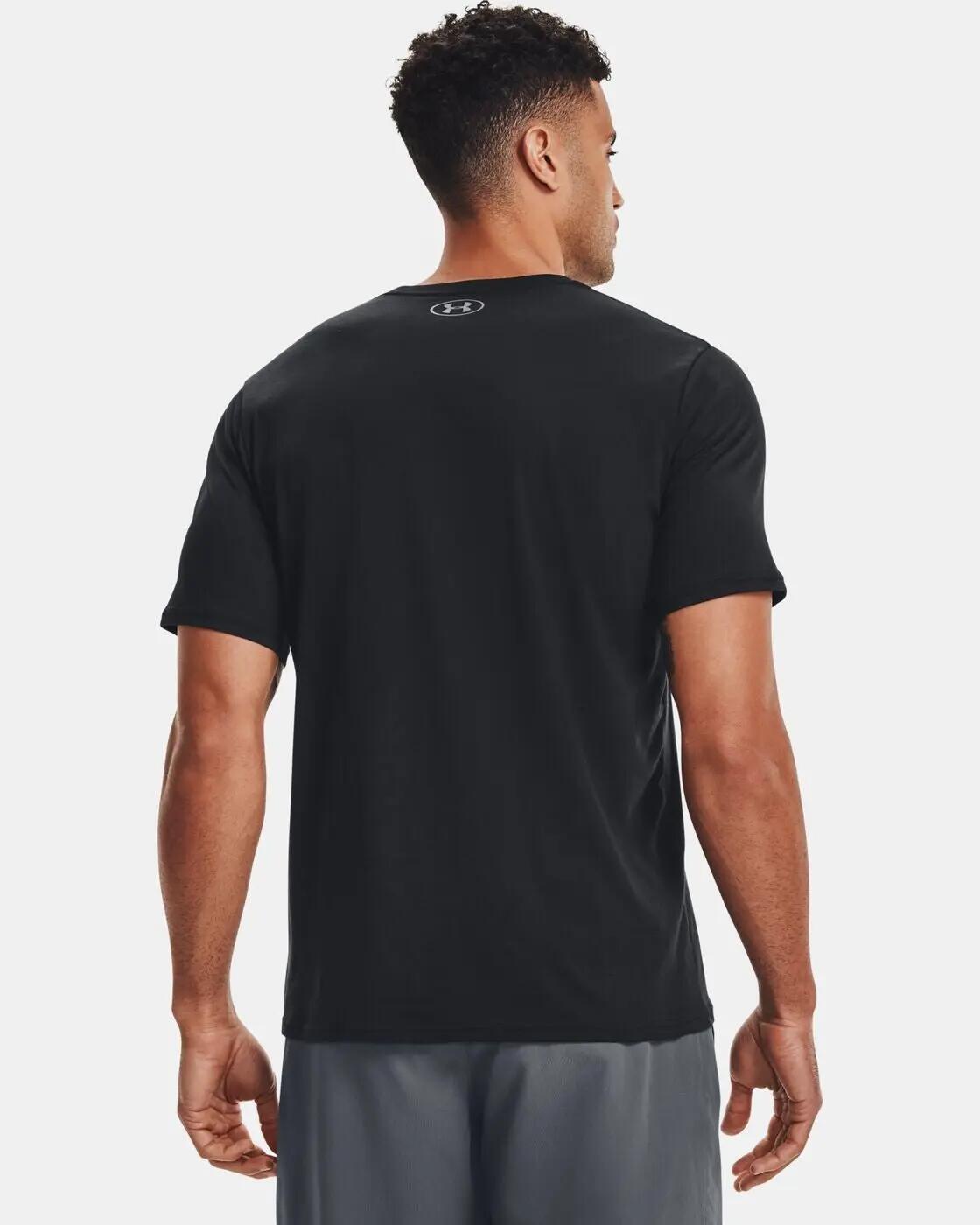 T-shirt Under Armour Sportstyle Left Chest noir Charged Cotton 4/8