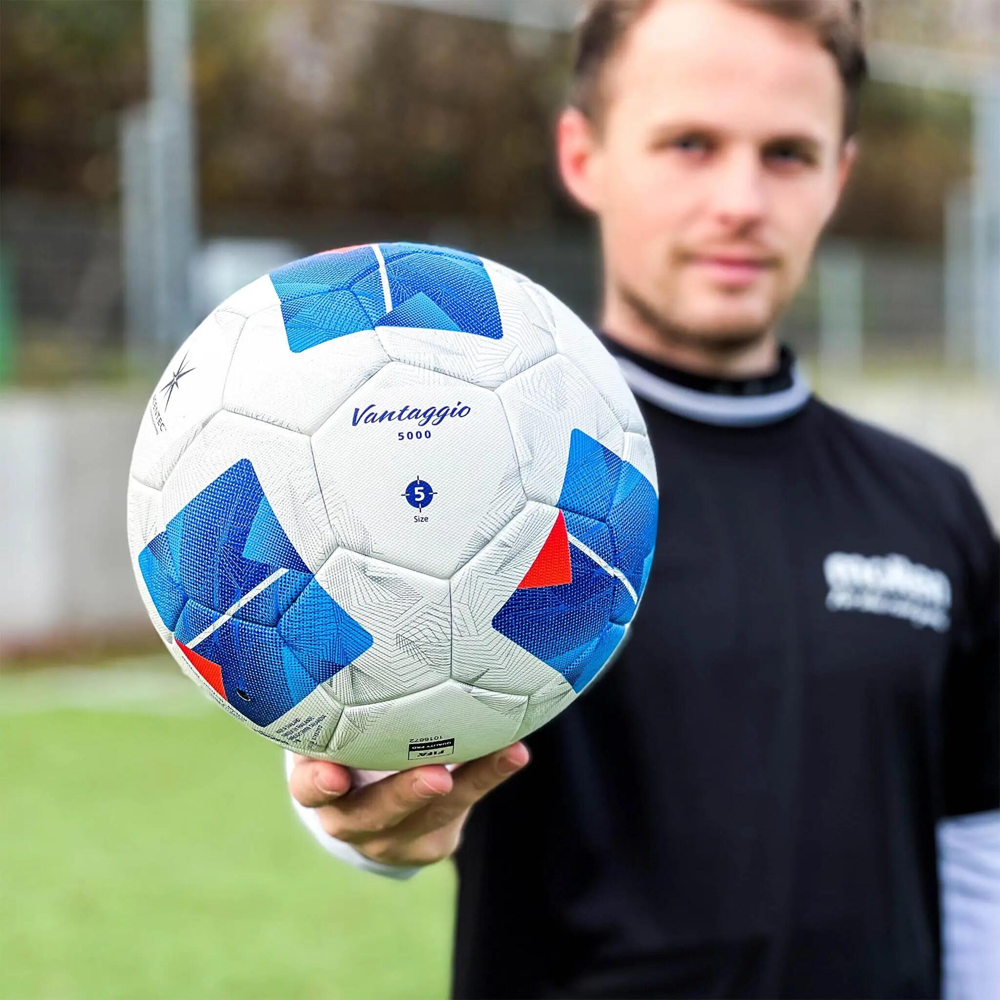 Minge fotbal Molten PF540 pentru antrenament, piele PVC, marime 5 4/7
