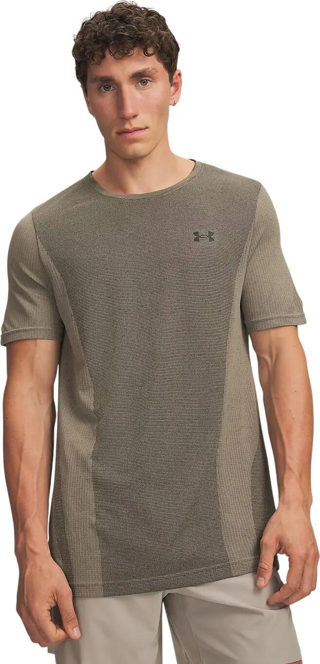 UNDER ARMOUR picture