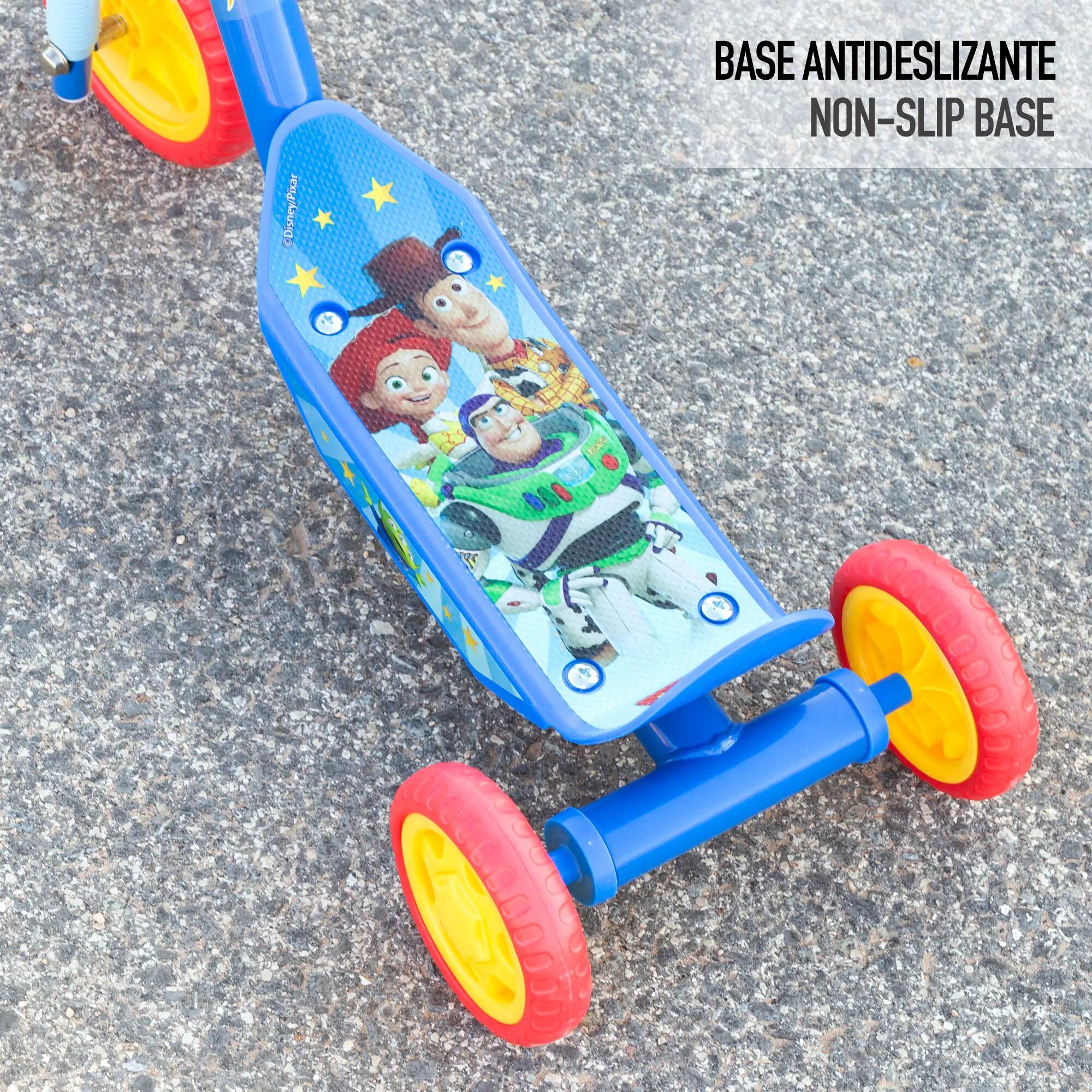 Toy Story Patinete 3 ruedas 58x36x65-70 cm + 2 años 6/7