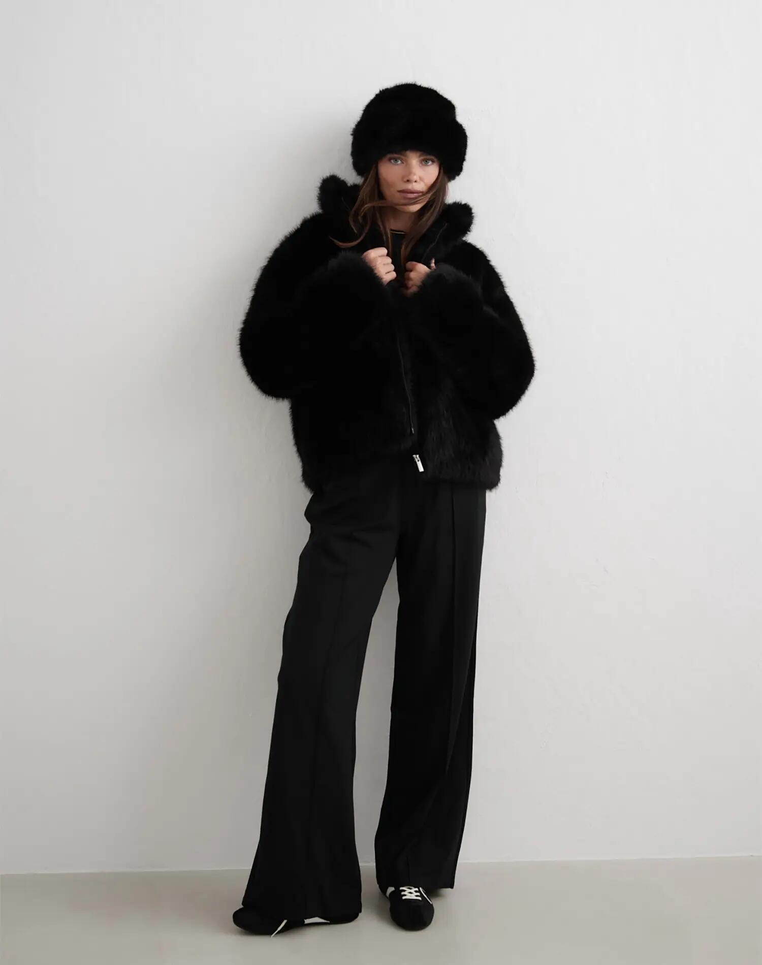 Damska kurtka ze sztucznego futerka Faux Fur Jacket czarna 3/6