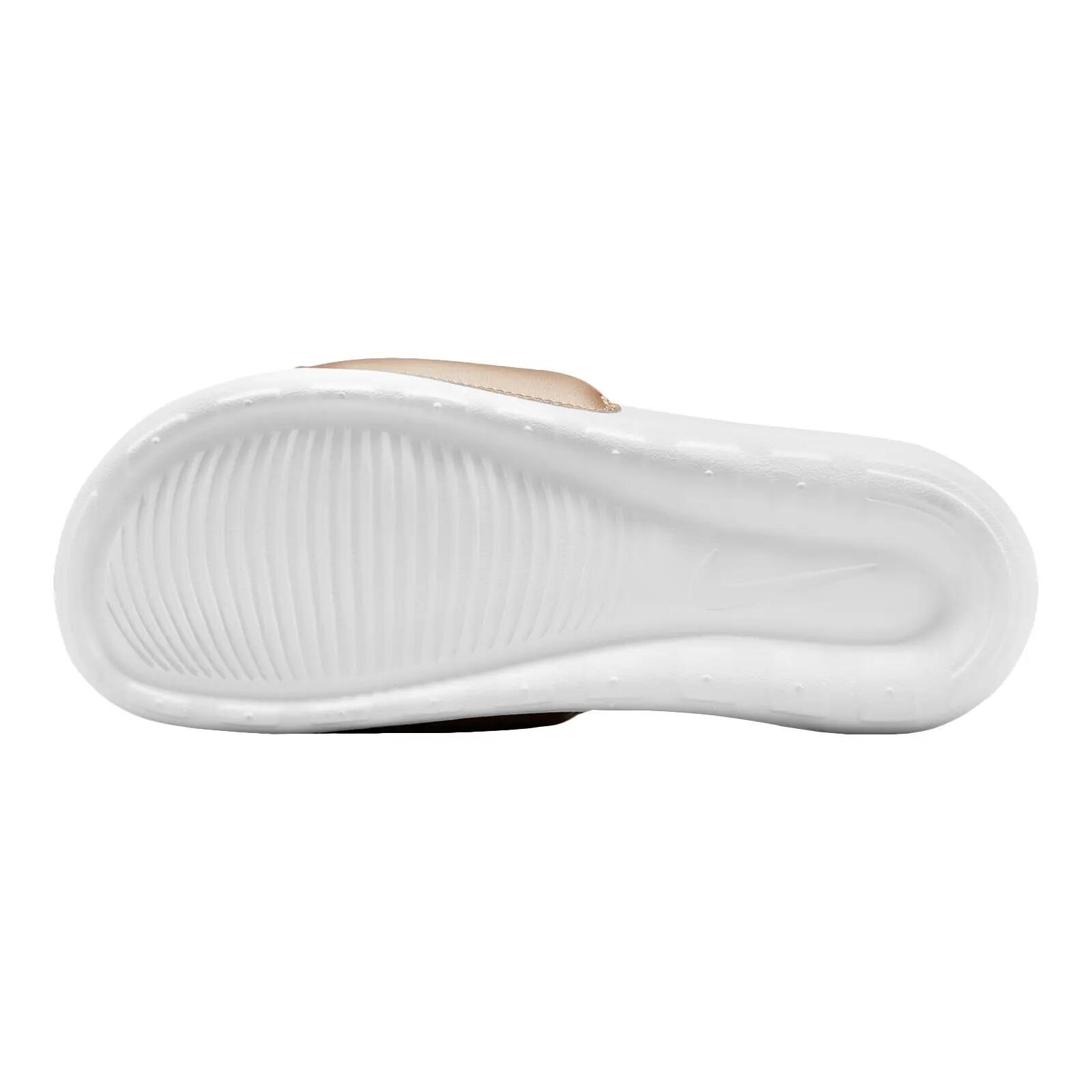 Sandali Nike modello CN9677-900 per donne 3/5