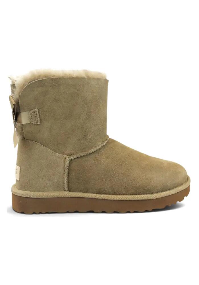UGG picture