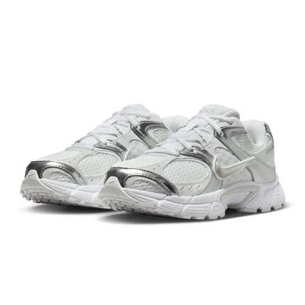 Zapatillas - unisex - Nike V5 Rnr - blanco/plata