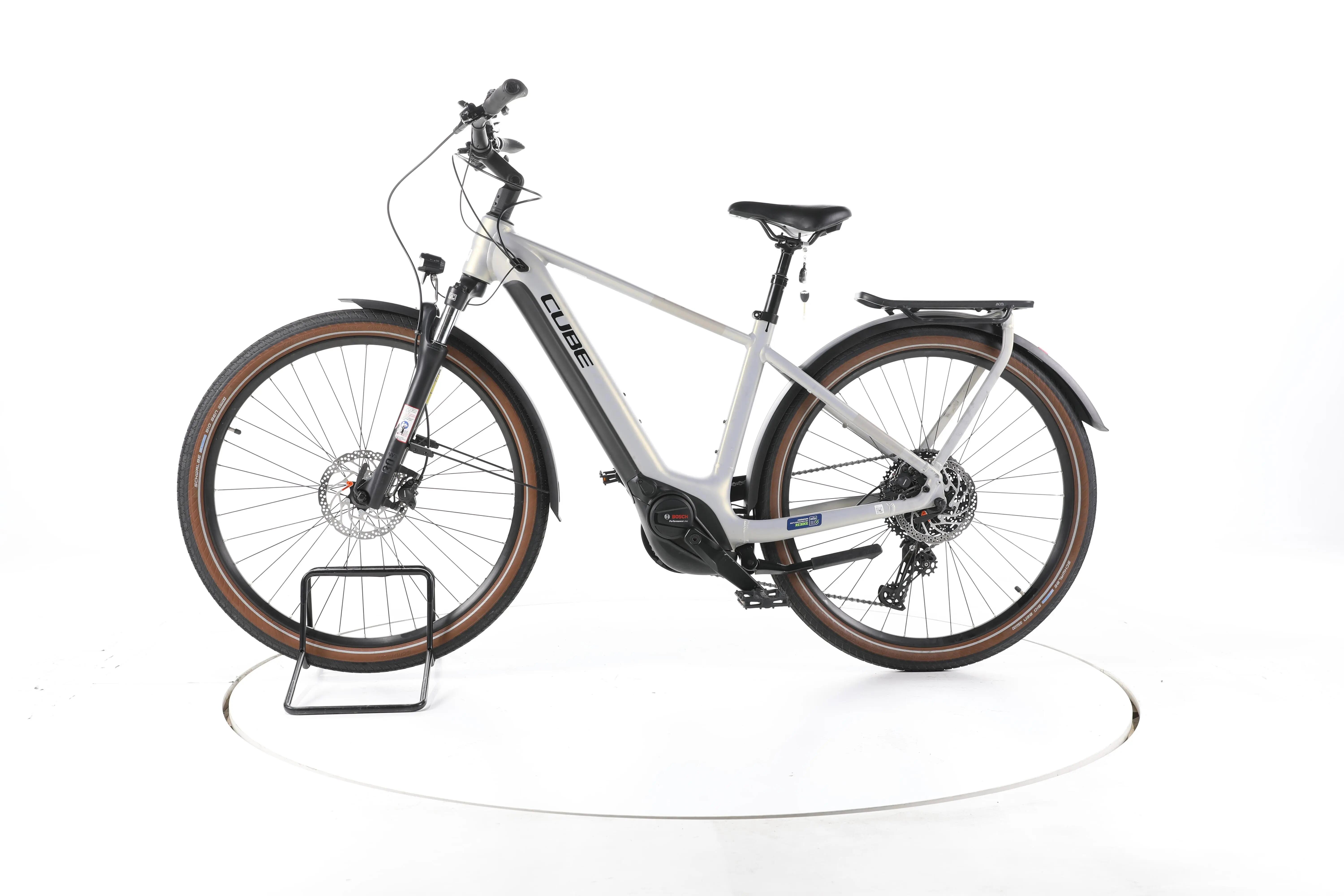 Segunda vida - Cube Touring Hybrid Pro Trekking E-Bike - Muy buen estado 6/7