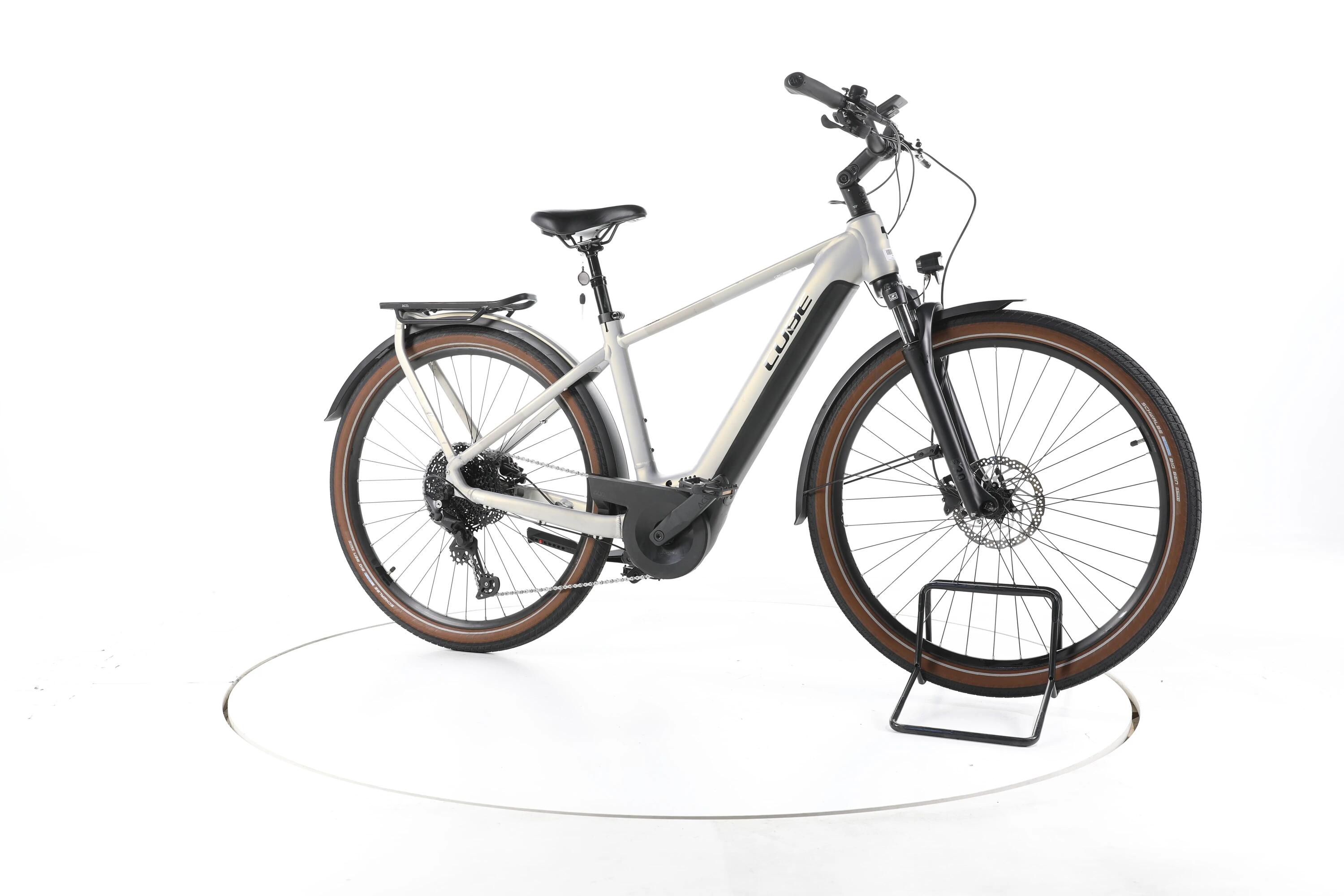 Segunda vida - Cube Touring Hybrid Pro Trekking E-Bike - Muy buen estado 2/7
