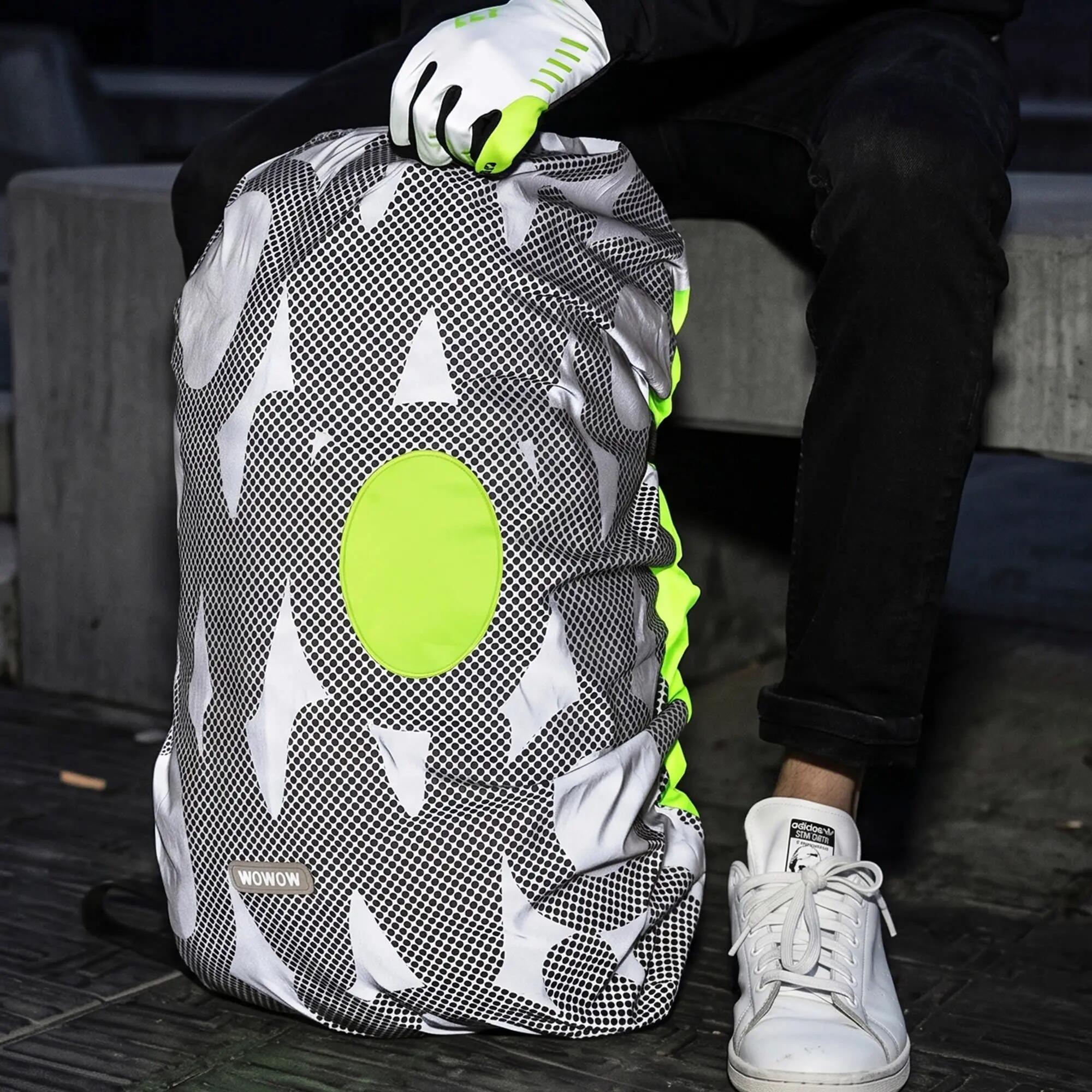 WOWOW - Chipka 2er Pack Reflektierende Rucksack Regenhüllen 30-35L 5/5