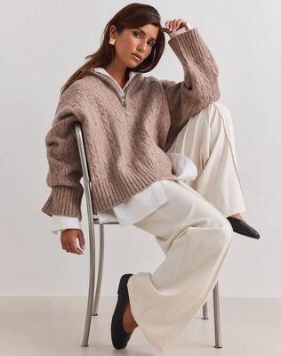 Dames sweater oversized kabelgebreid met halve rits hazelnoot