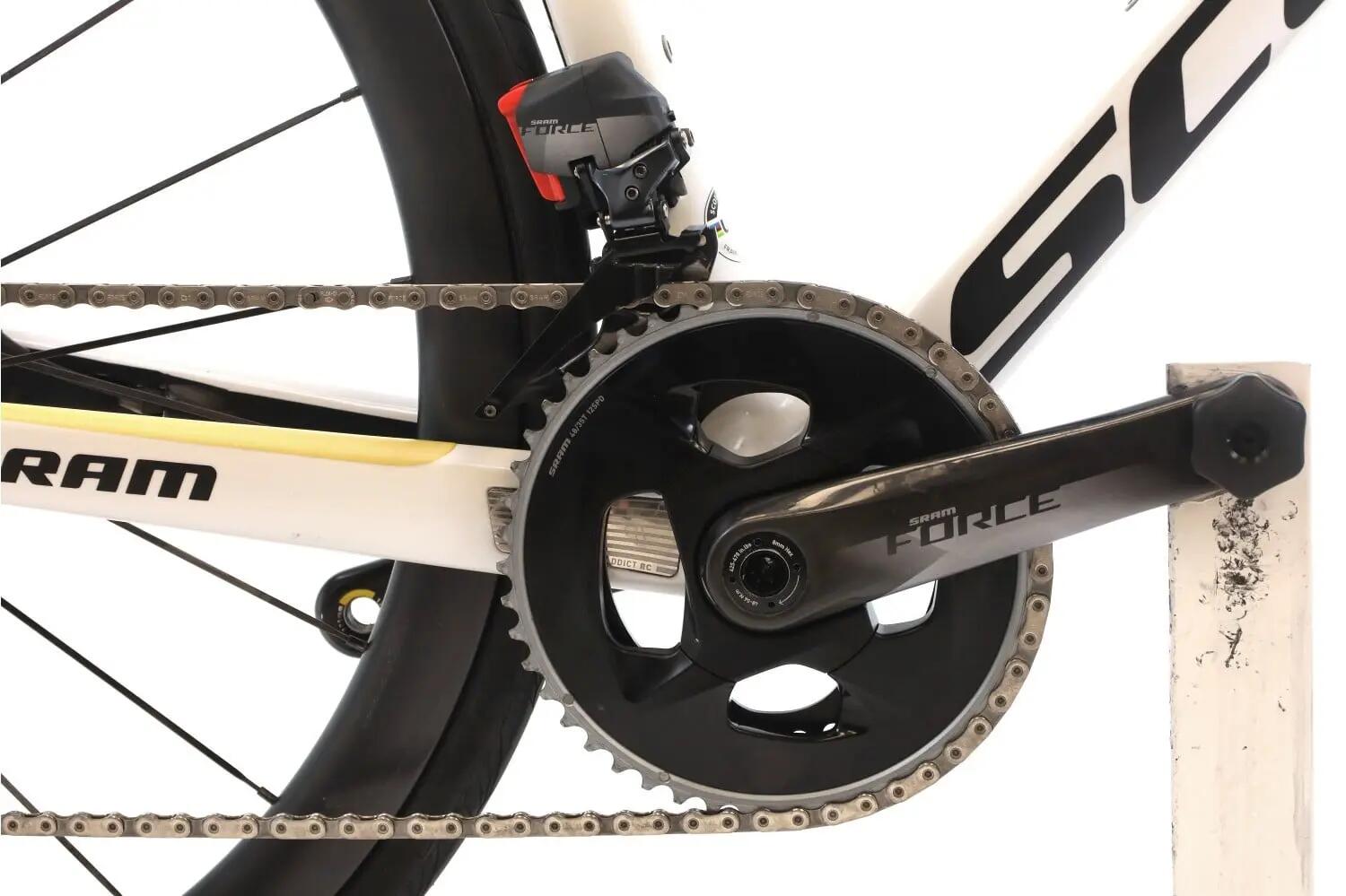 Refurbished Rennrad ·  Addict RC 10 AXS 12V · Sehr guter Zustand 4/8