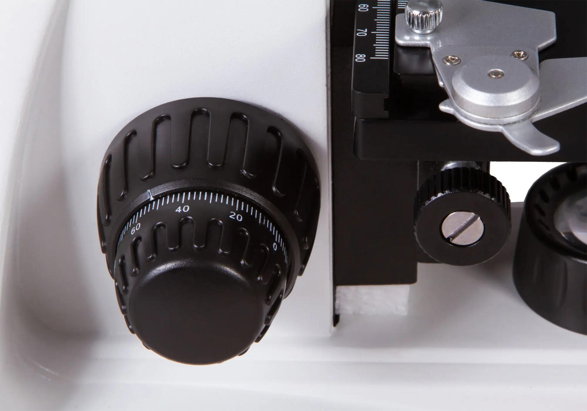 Microscopio monoculare da laboratorio - 40–1000x - Levenhuk MED 10M - Nero 14/15
