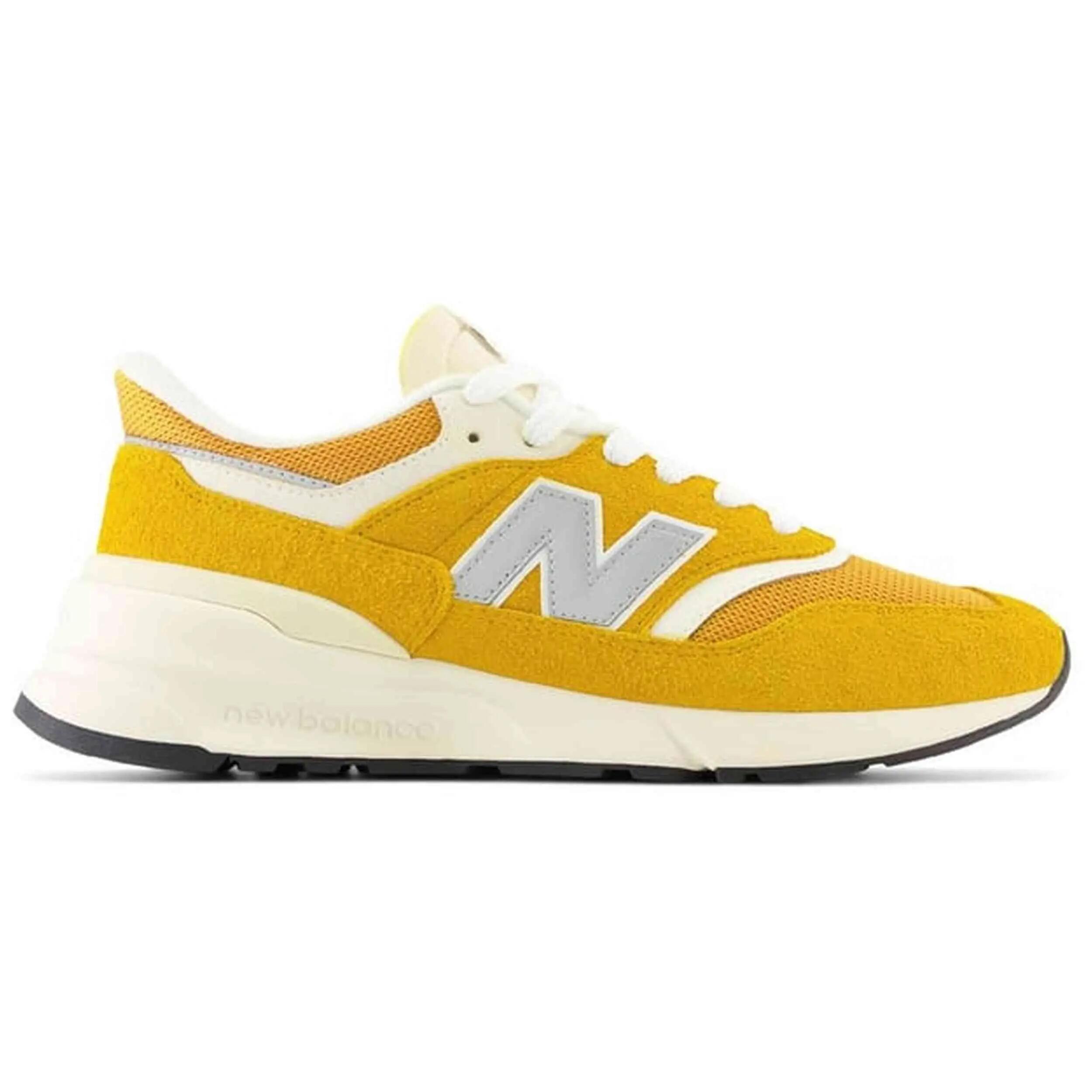 NEW BALANCE picture