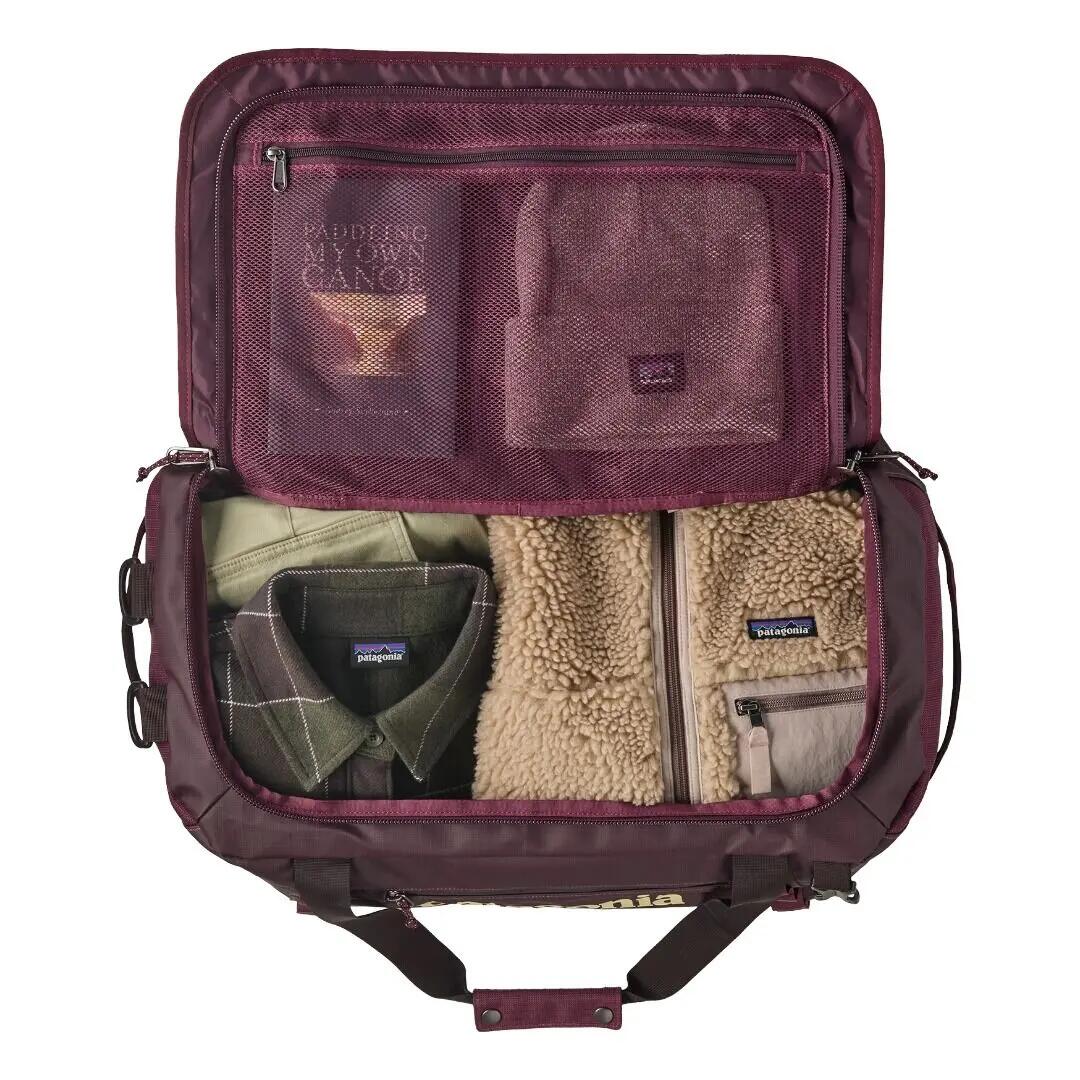 Bolsa Granate Patagonia Hole® Duffel 40L Berry Fig con Base Acolchada 3/5