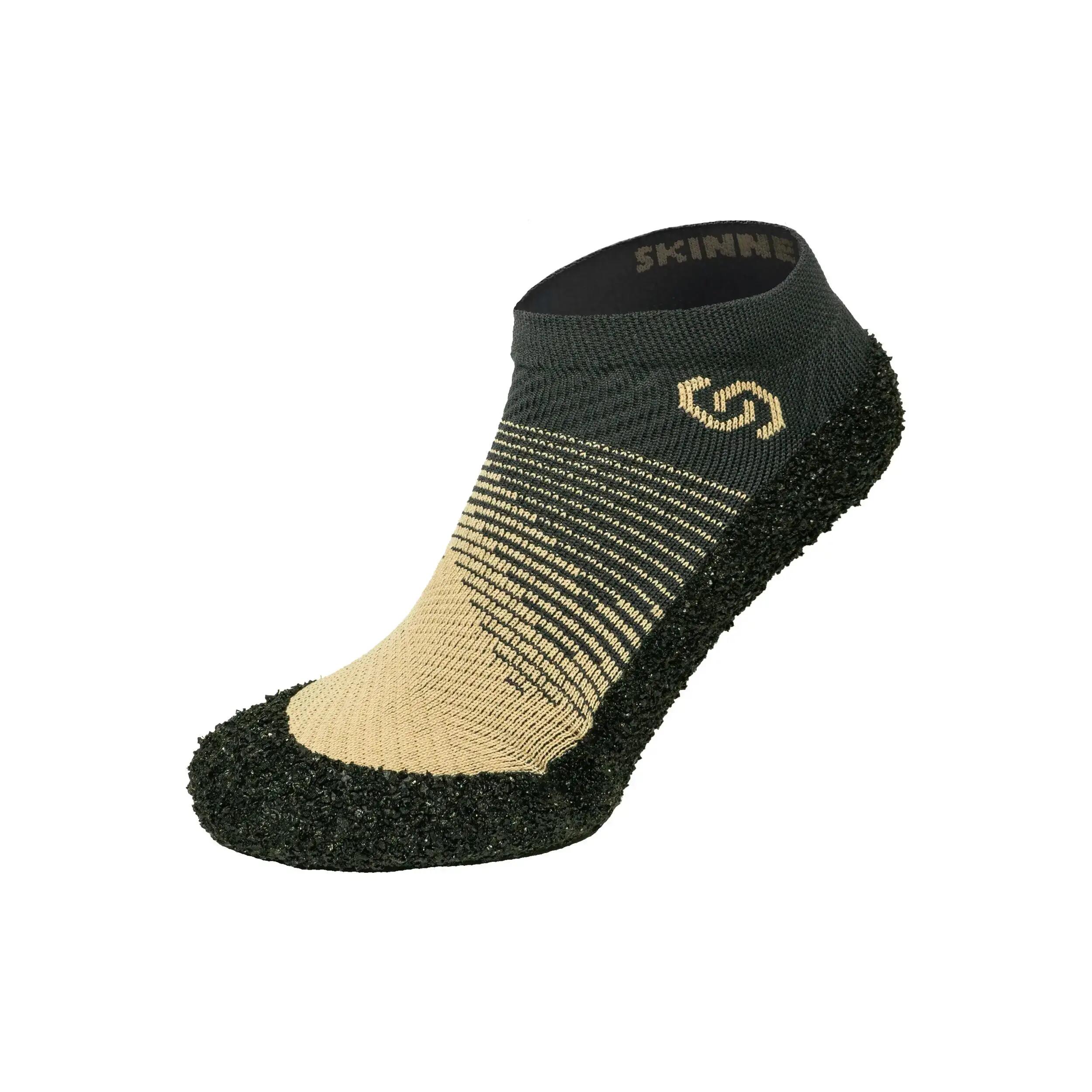 Chaussures super légères pour tous les sports Skinners 2.0 Comfort Sand 1/6