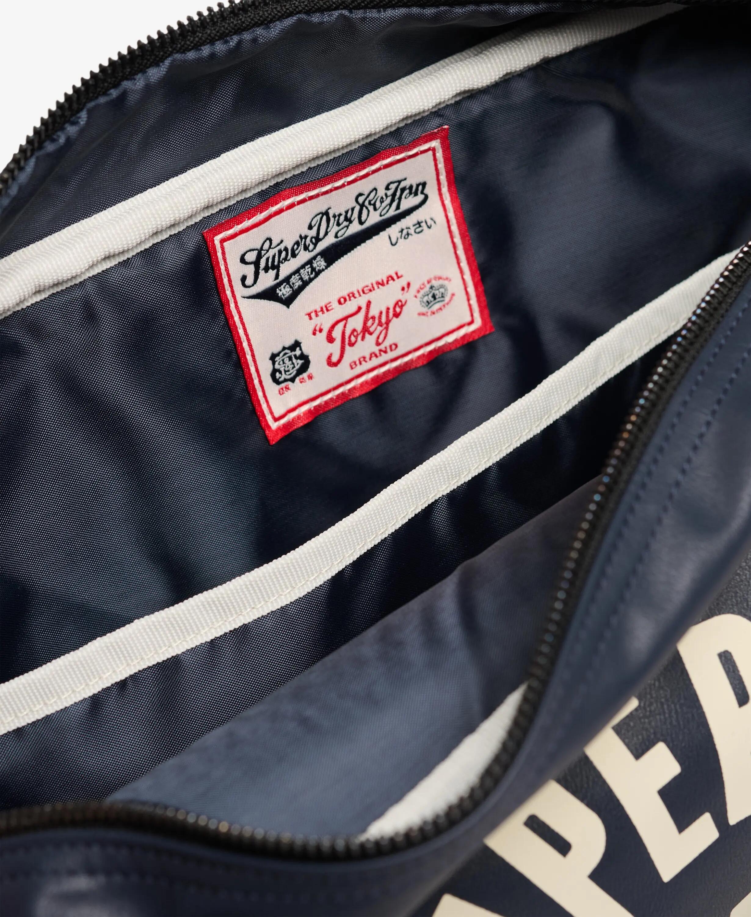 superdry Retro Alumni Messenger Bag – Polyester, Eclipse Marineblau 6/7