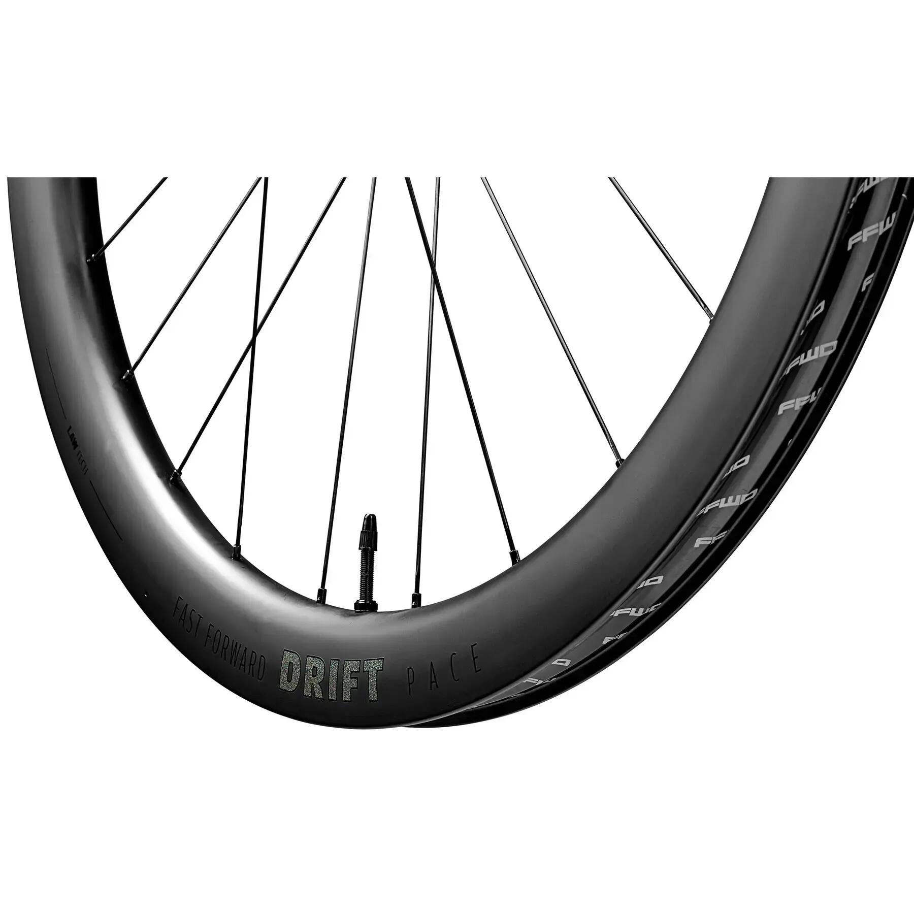 Páros kerekek FFWD Drift Pace - TLR Disque - DT240 / Shimano 6/7