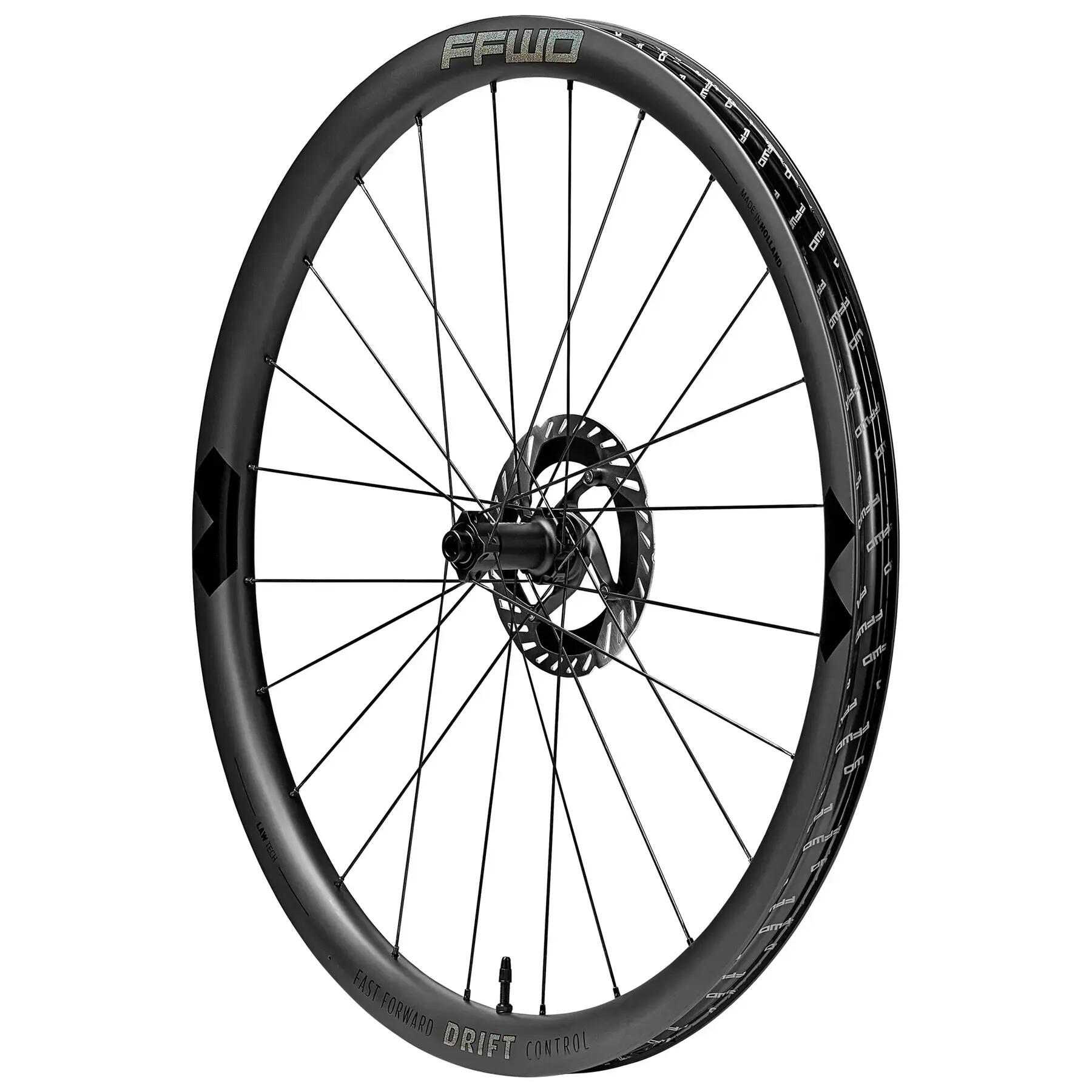 Páros kerekek FFWD Drift Control - TLR Disque - DT240 / Shimano 3/7