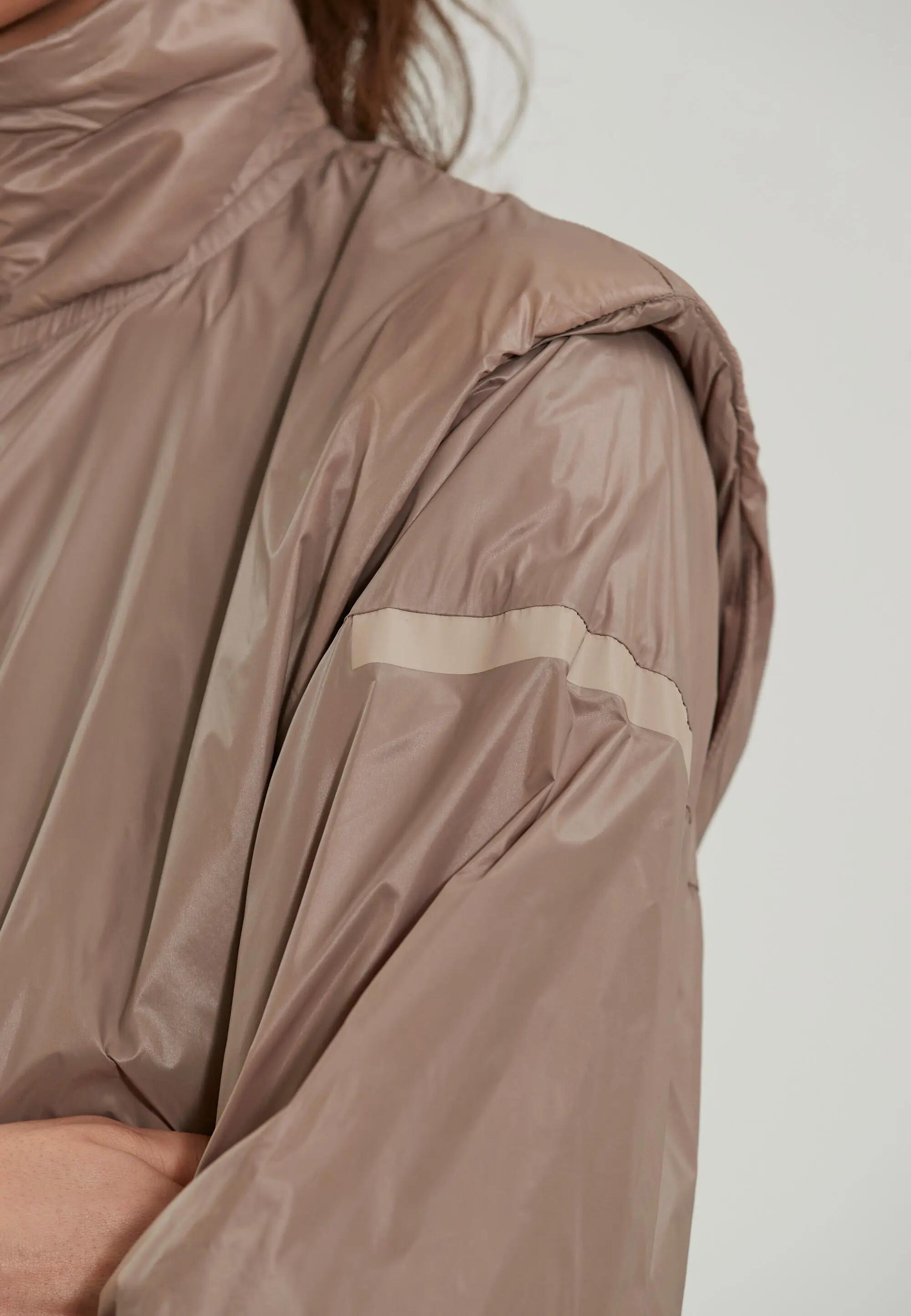 Laufjacke Korlily 8/10
