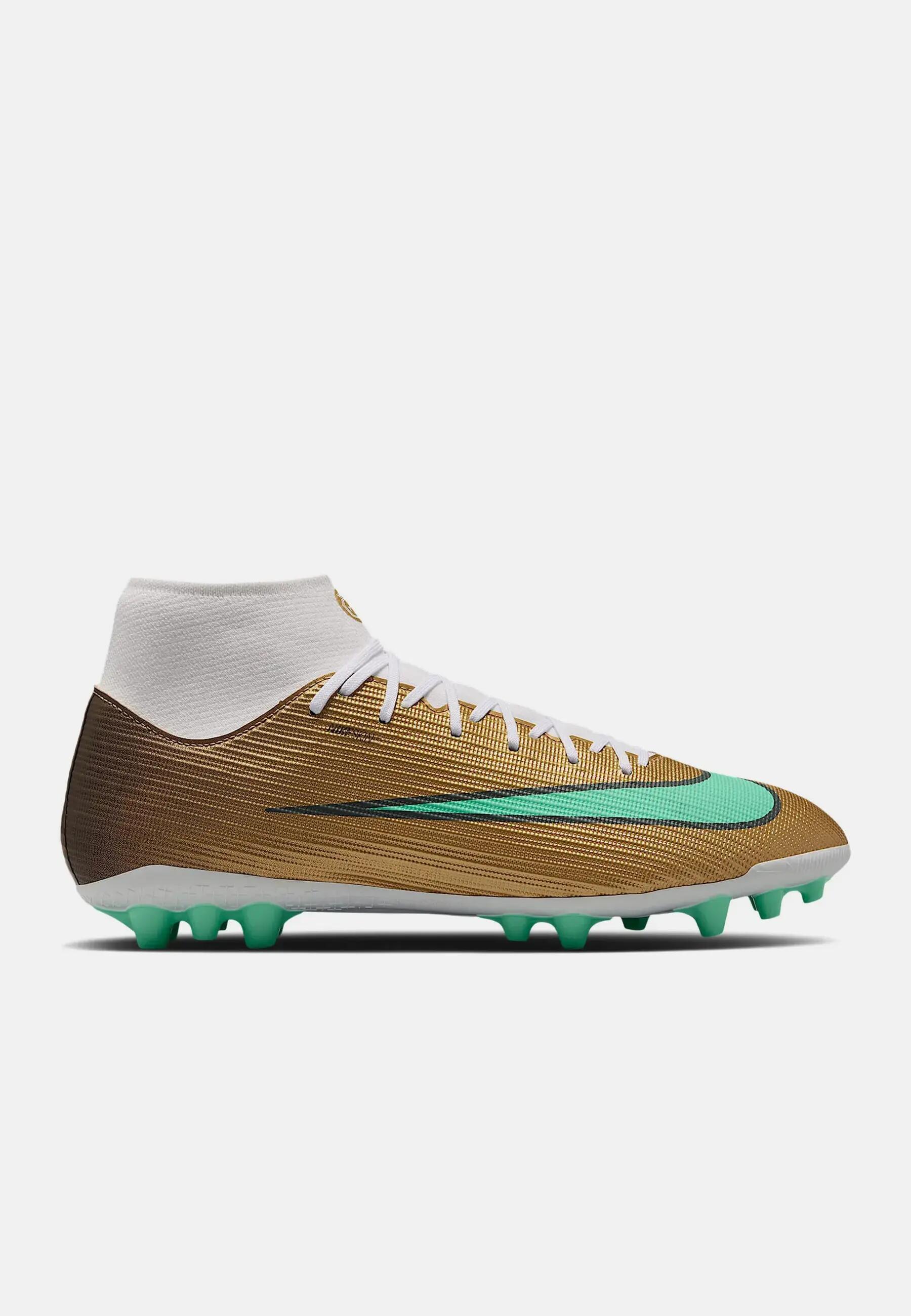 NIKE picture