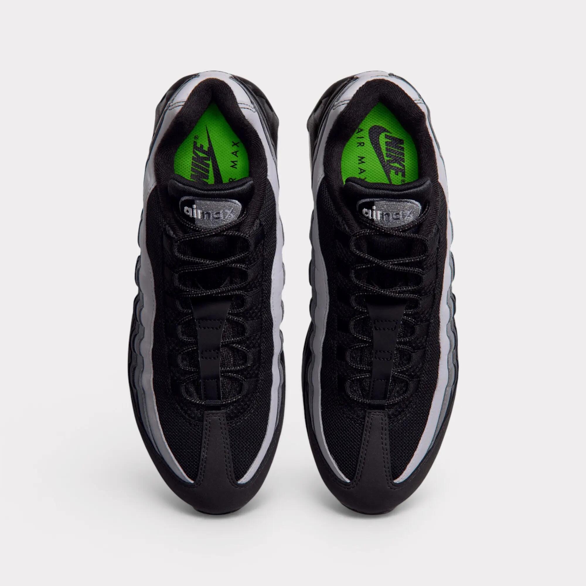 Nike Air Max 95 - Black Dark Smoke Grey 5/7