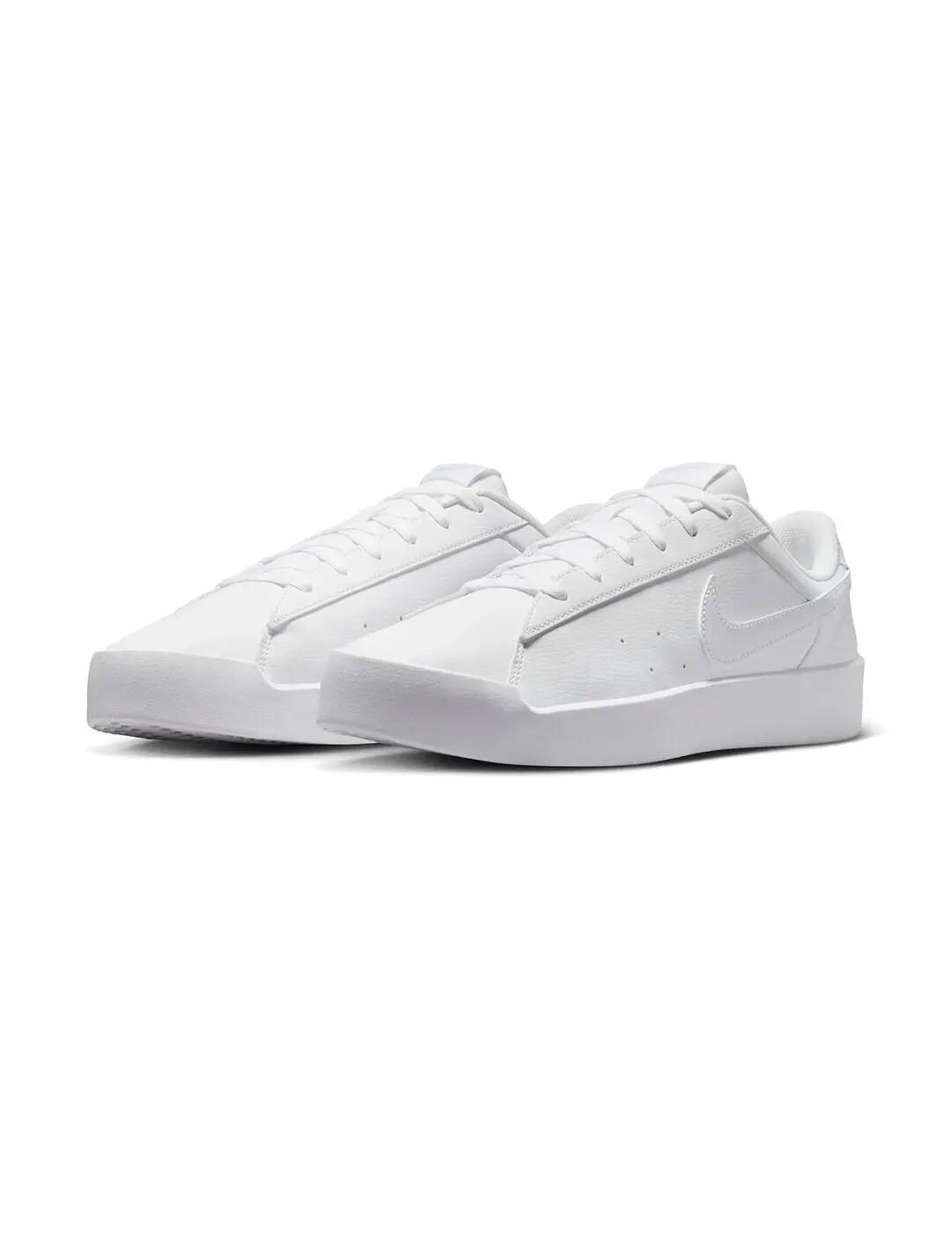 Scarpe da uomo Nike Court heritage bianche. 6/7