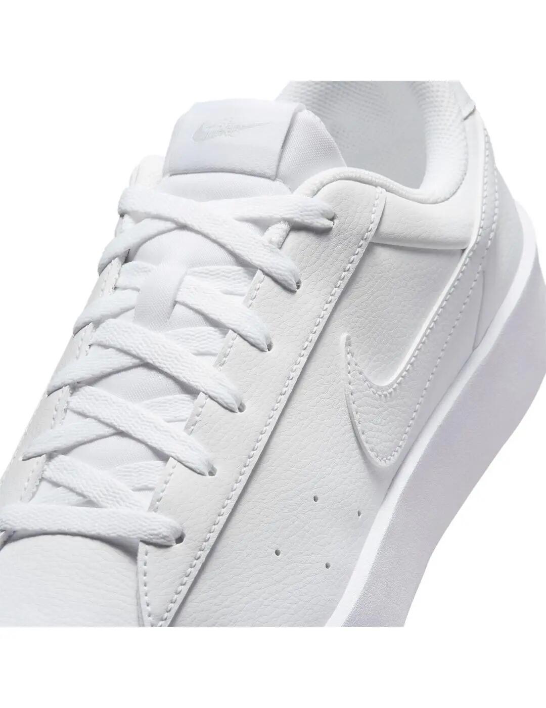 Scarpe da uomo Nike Court heritage bianche. 3/7